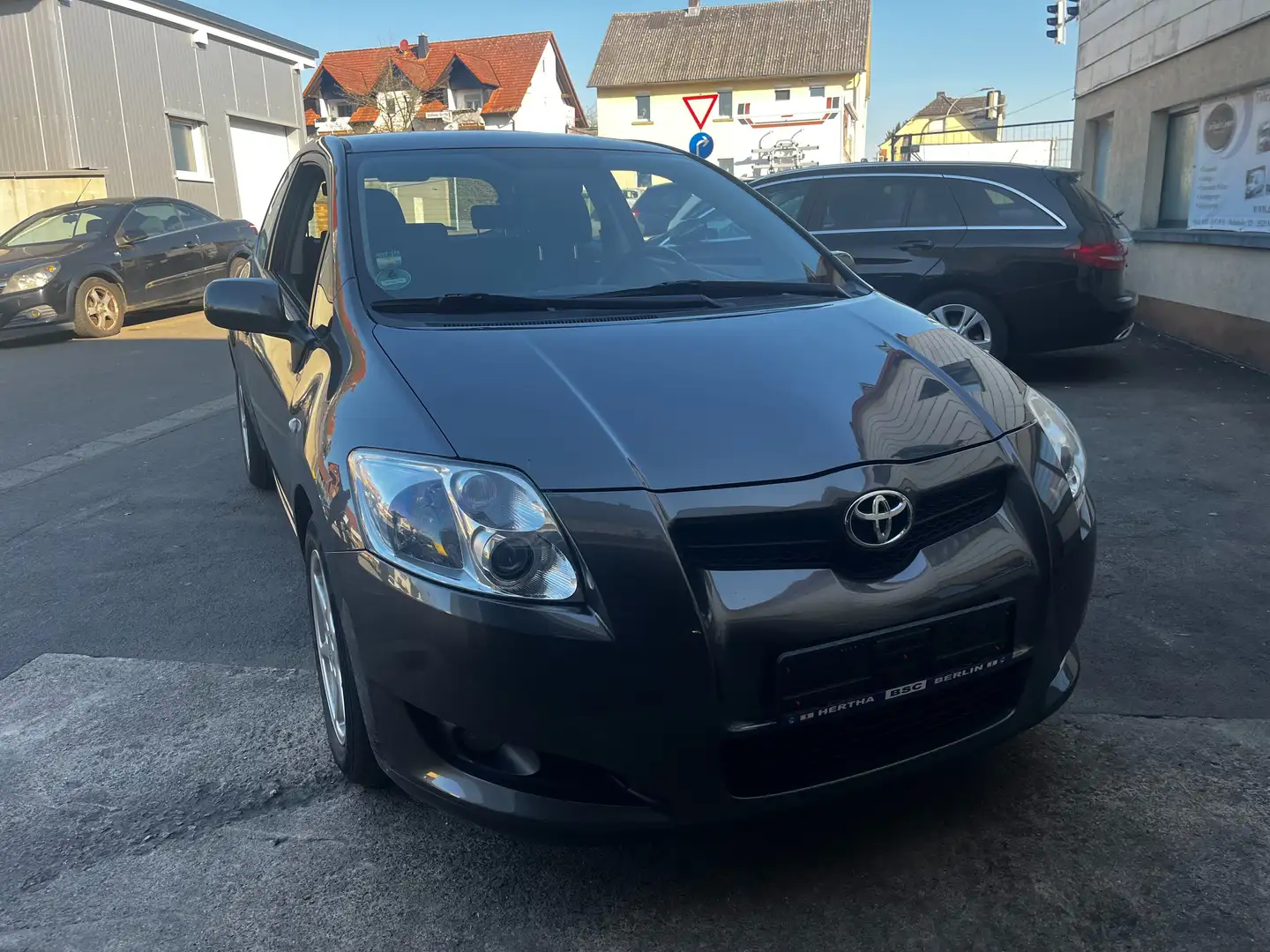 Toyota Auris Sol Gris - 2