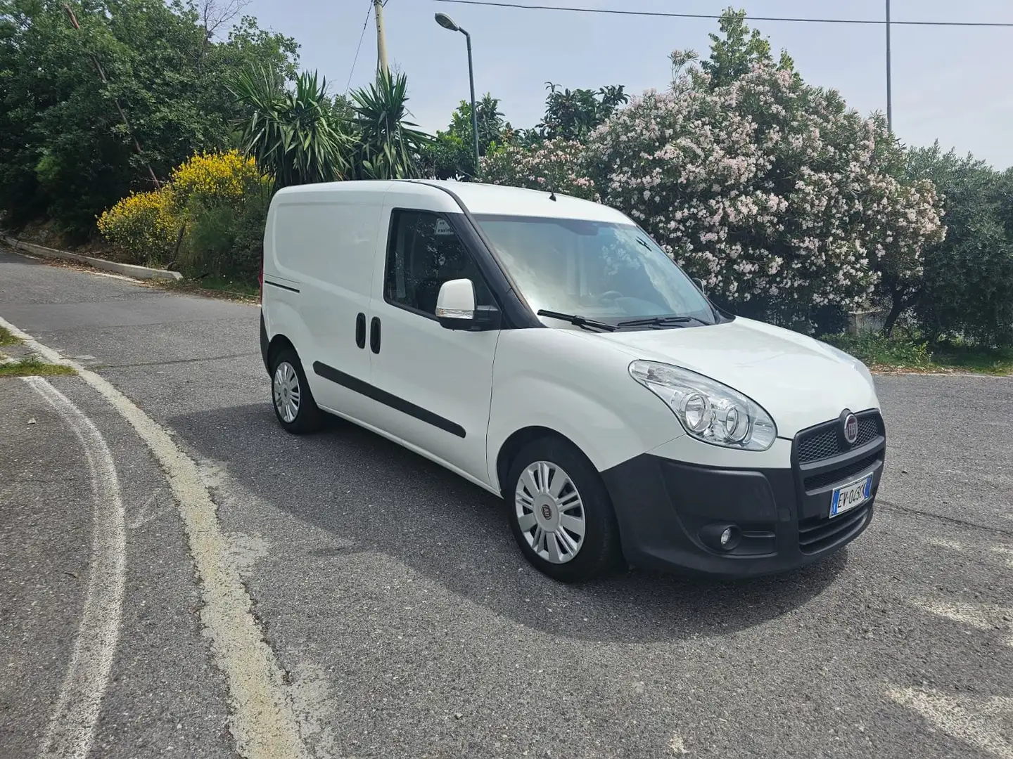 Fiat Doblò CARGO SX CORTO 1.6 MJET E5+ Bianco - 1
