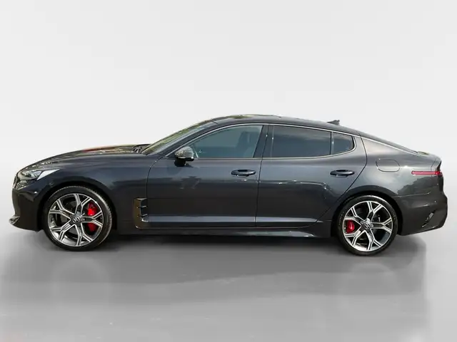 Kia Stinger view 3