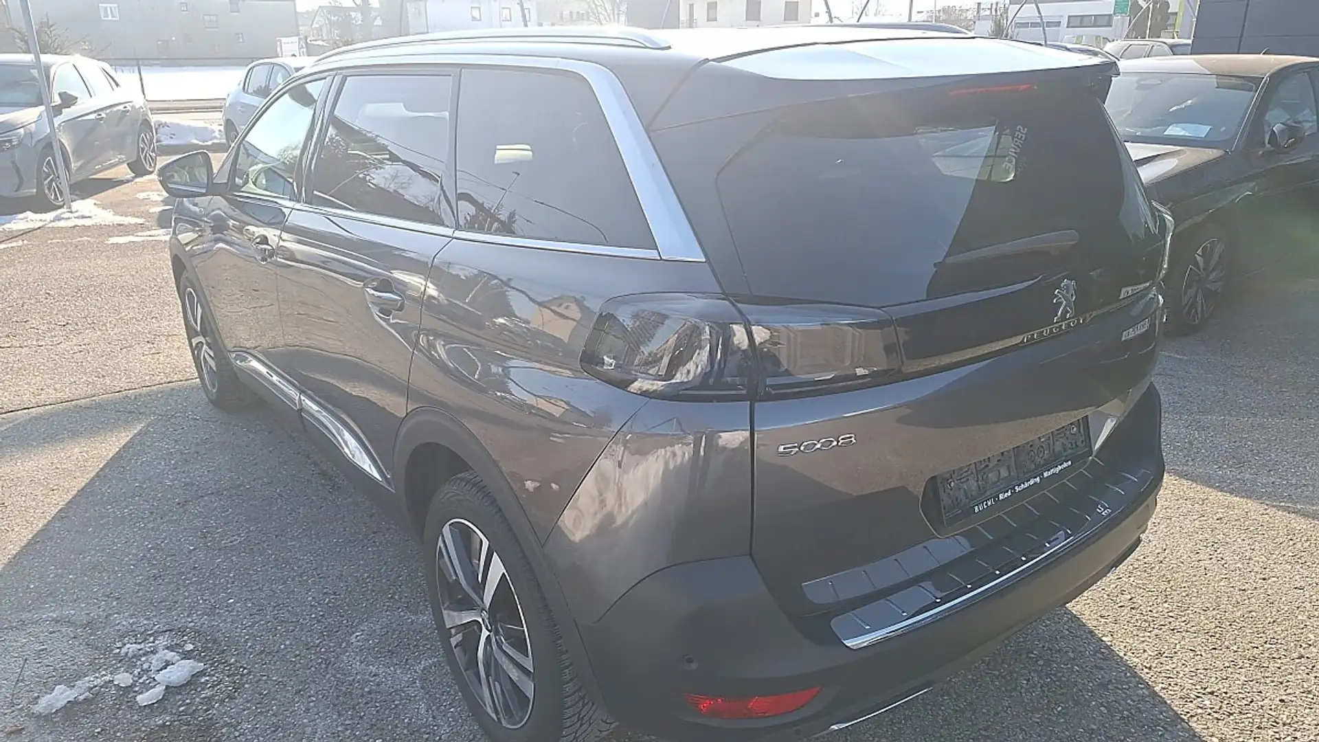 Peugeot 5008 BlueHDI 130 EAT8 GT Gris - 2