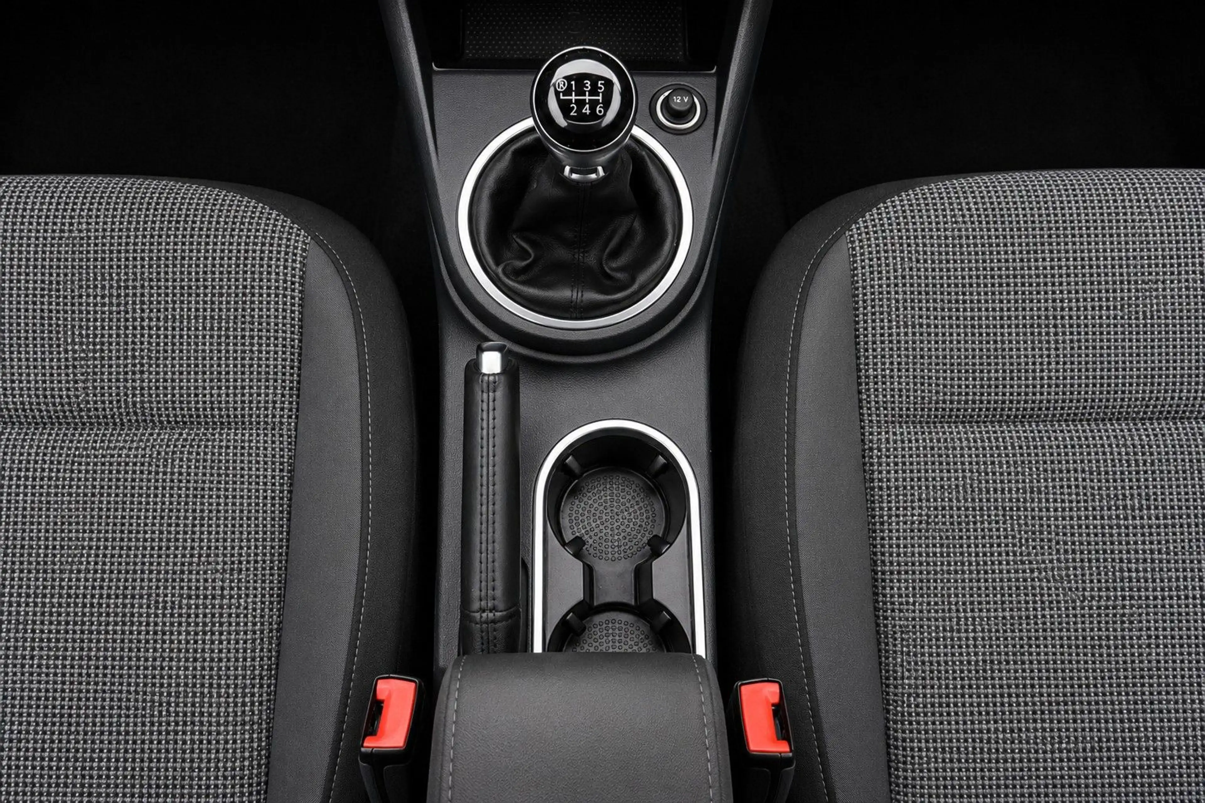 Volkswagen Beetle Cabriolet Design BI-XENON, SITZHEIZUNG — photo 11