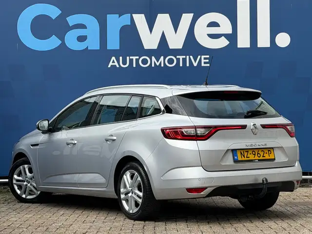 Renault Megane view 5