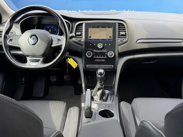 Renault Megane view 2