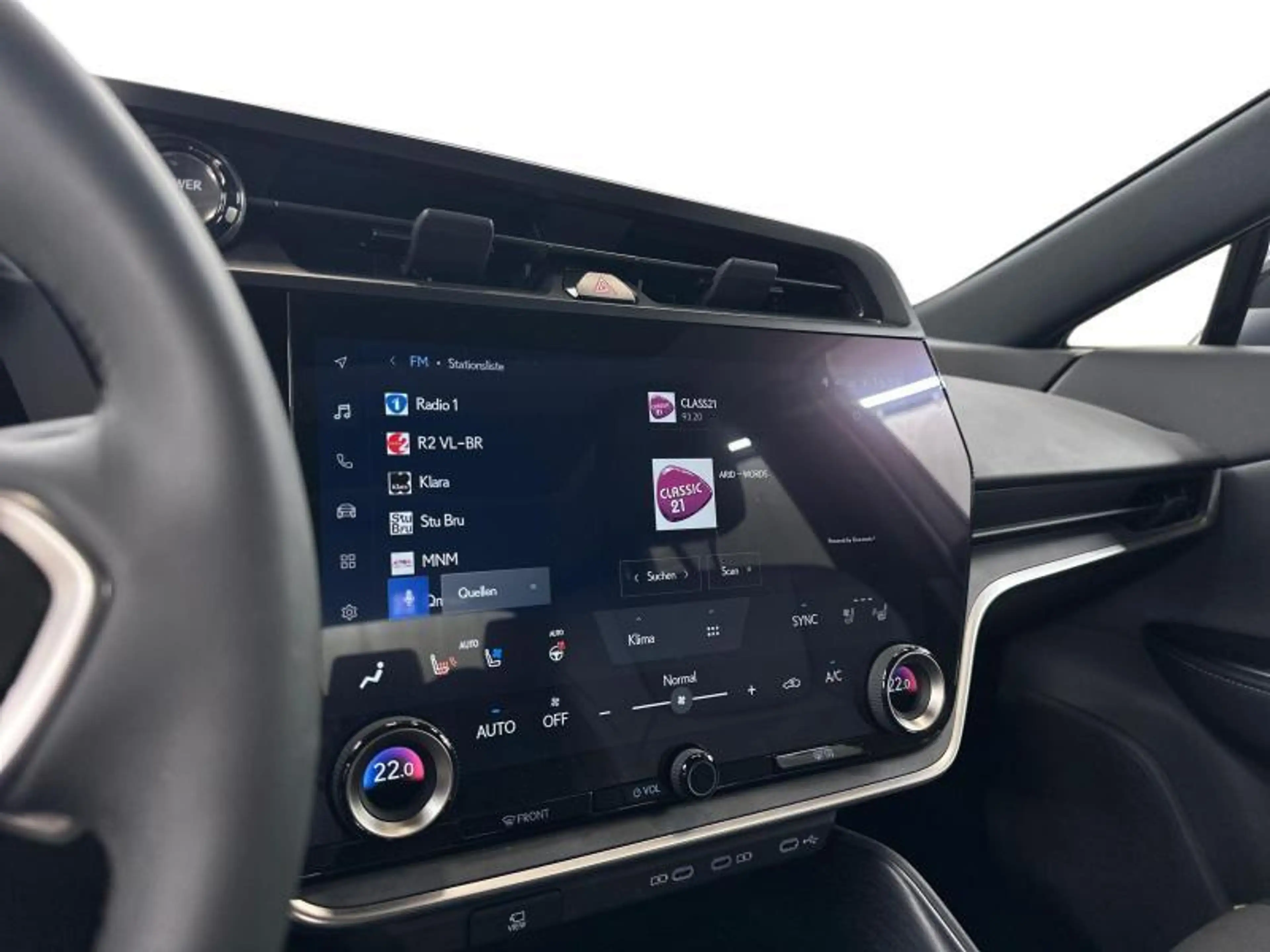 Lexus RZ Executive Line AWD 450e — photo 13