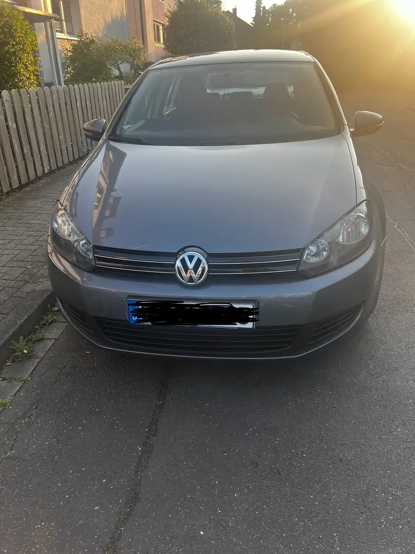 Volkswagen Golf Beżowy - 1