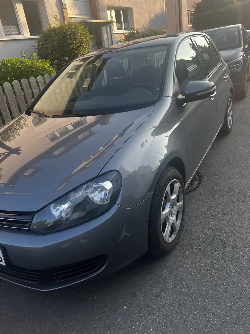 Volkswagen Golf Beżowy - 2