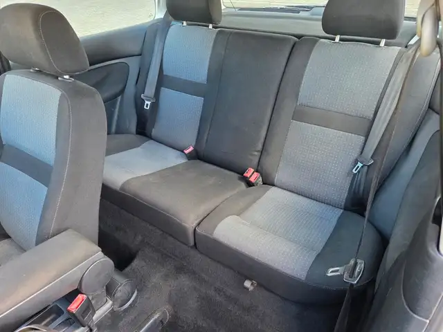 Volkswagen Golf view 25