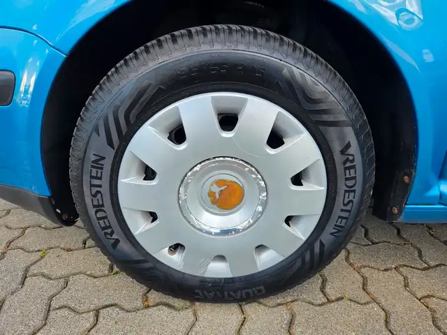 Volkswagen Golf view 22