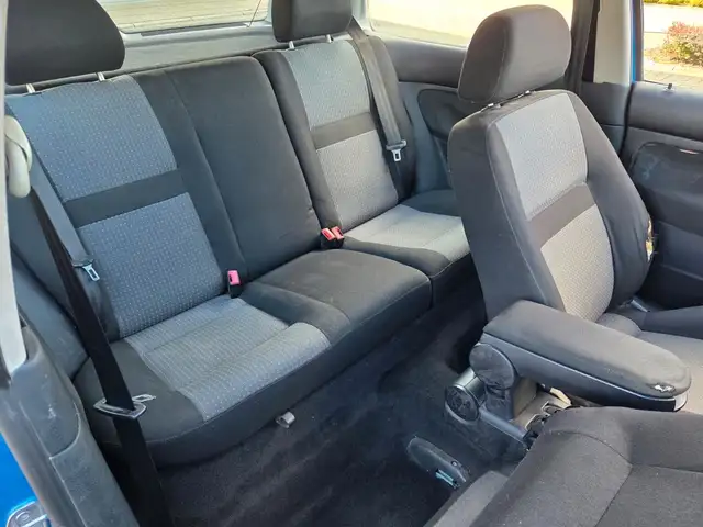 Volkswagen Golf view 26