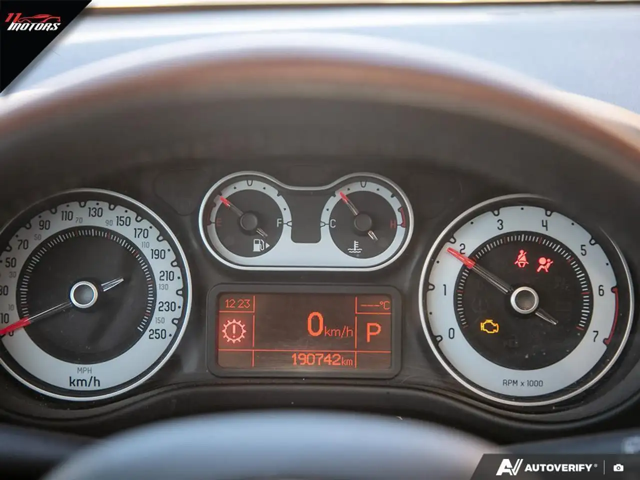 Fiat 500L снимка Fiat 500L
