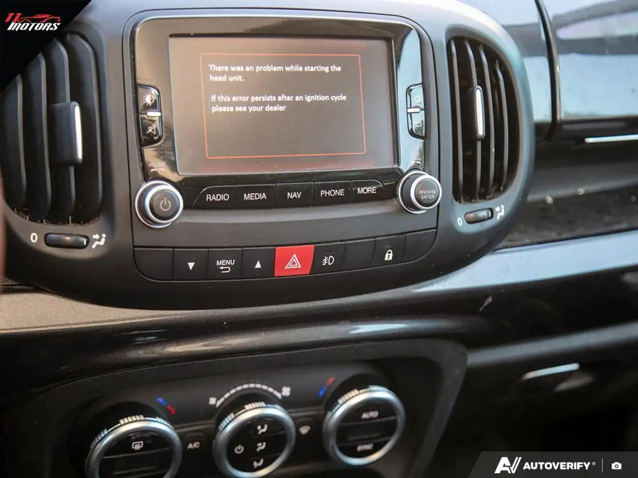 Fiat 500L снимка Fiat 500L