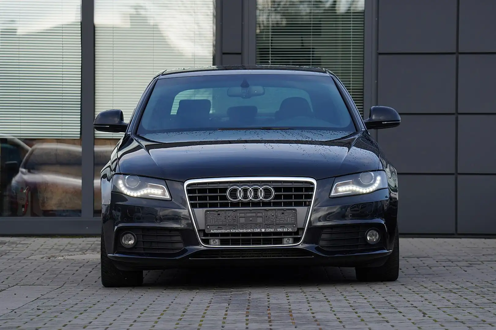 Audi A4 Lim. S line Sportpaket / plus *Ölverbrauch* Schwarz - 2