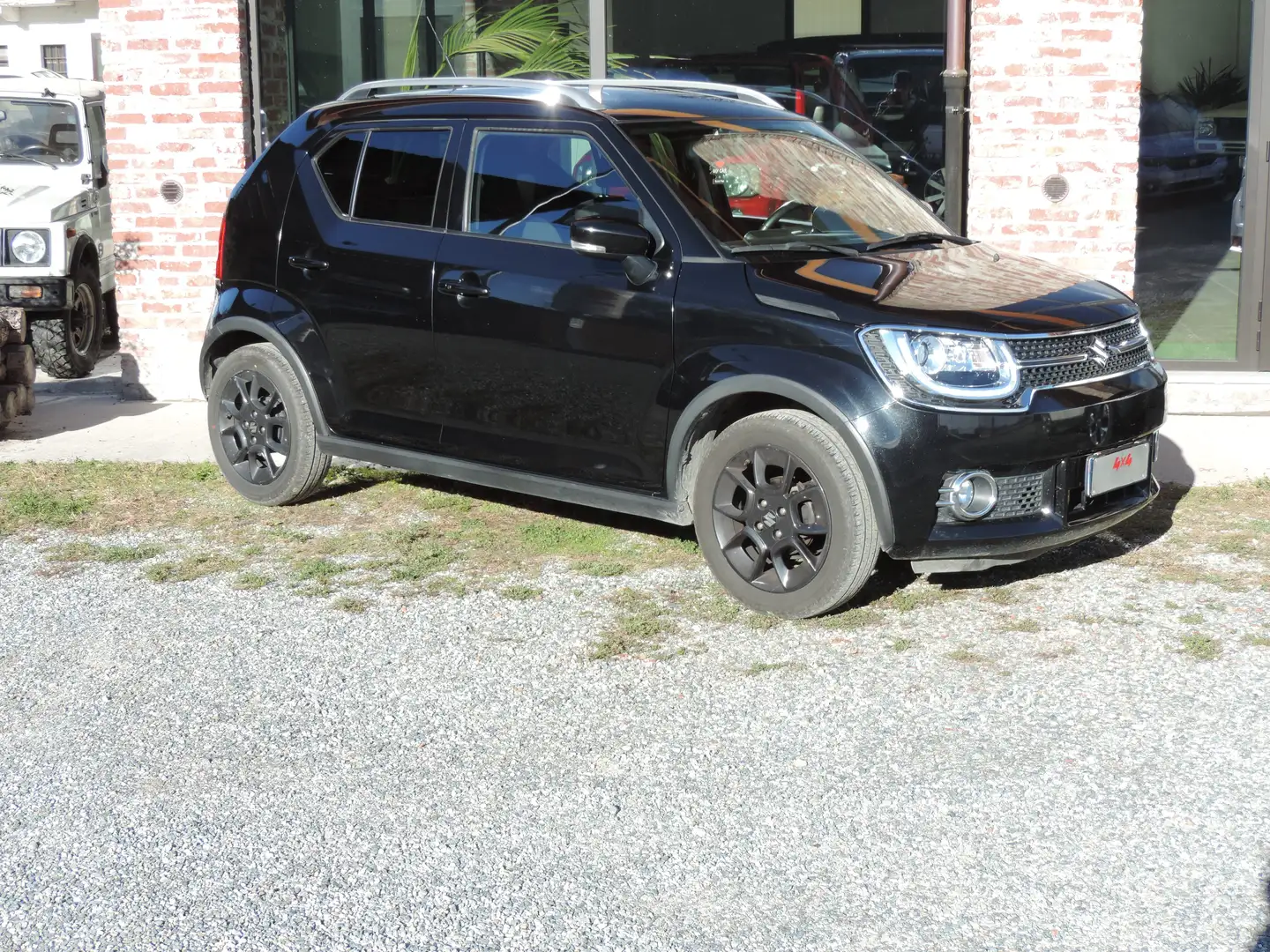 Suzuki Ignis Ignis 1.2h iTop 4wd allgrip Nero - 1