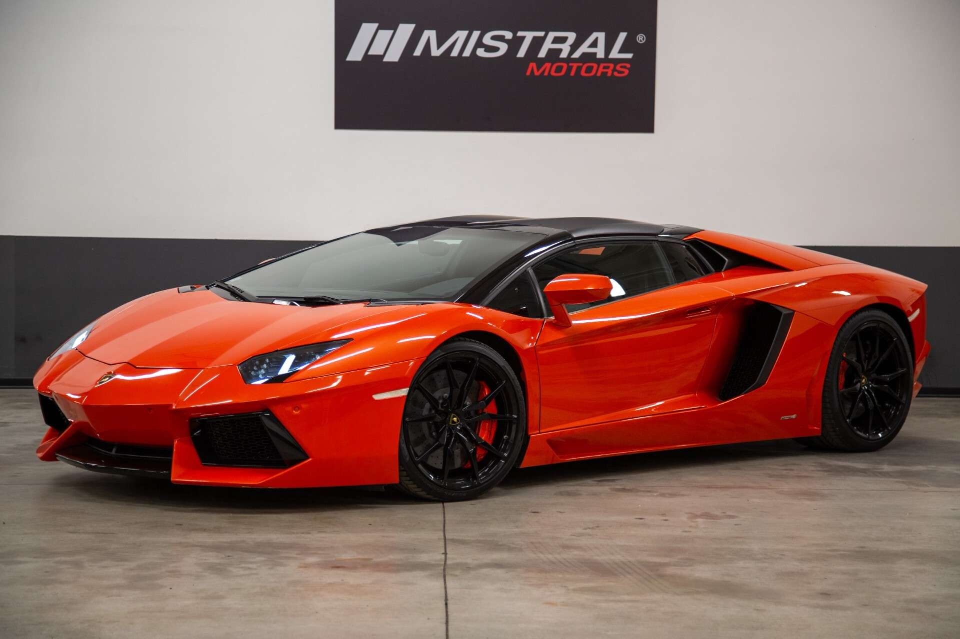 Lamborghini Aventador
