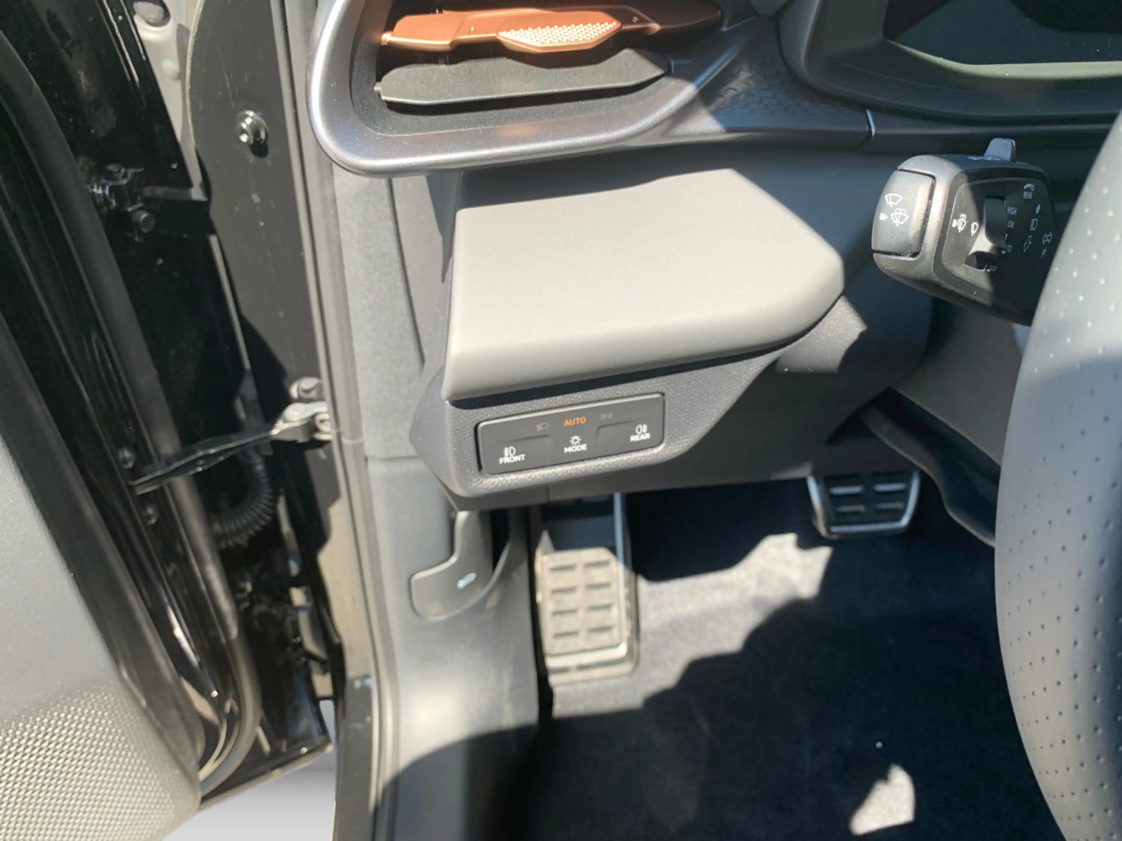 CUPRA Terramar VZ 2.0 TSI 265 PS AHK / Head-Up / Pano — photo 13