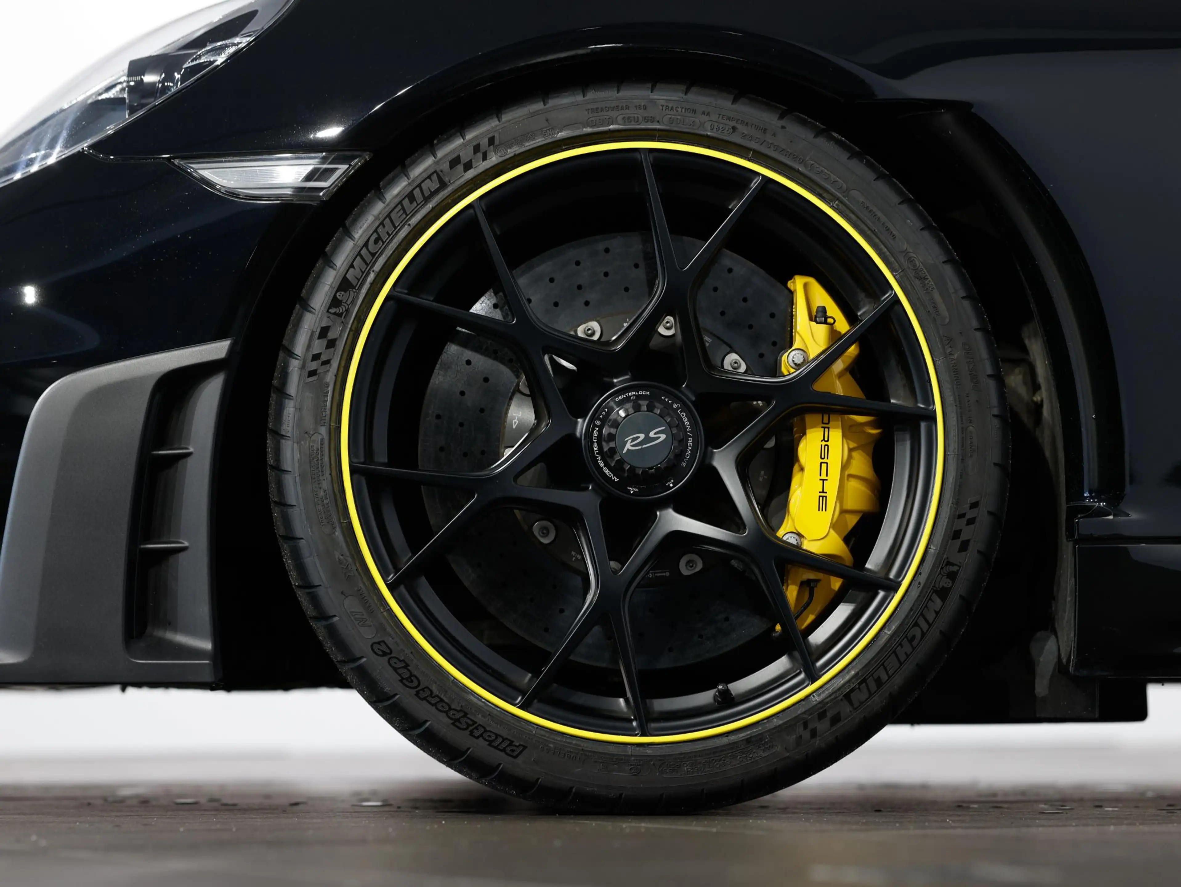 Porsche 718 GT4 RS — photo 5