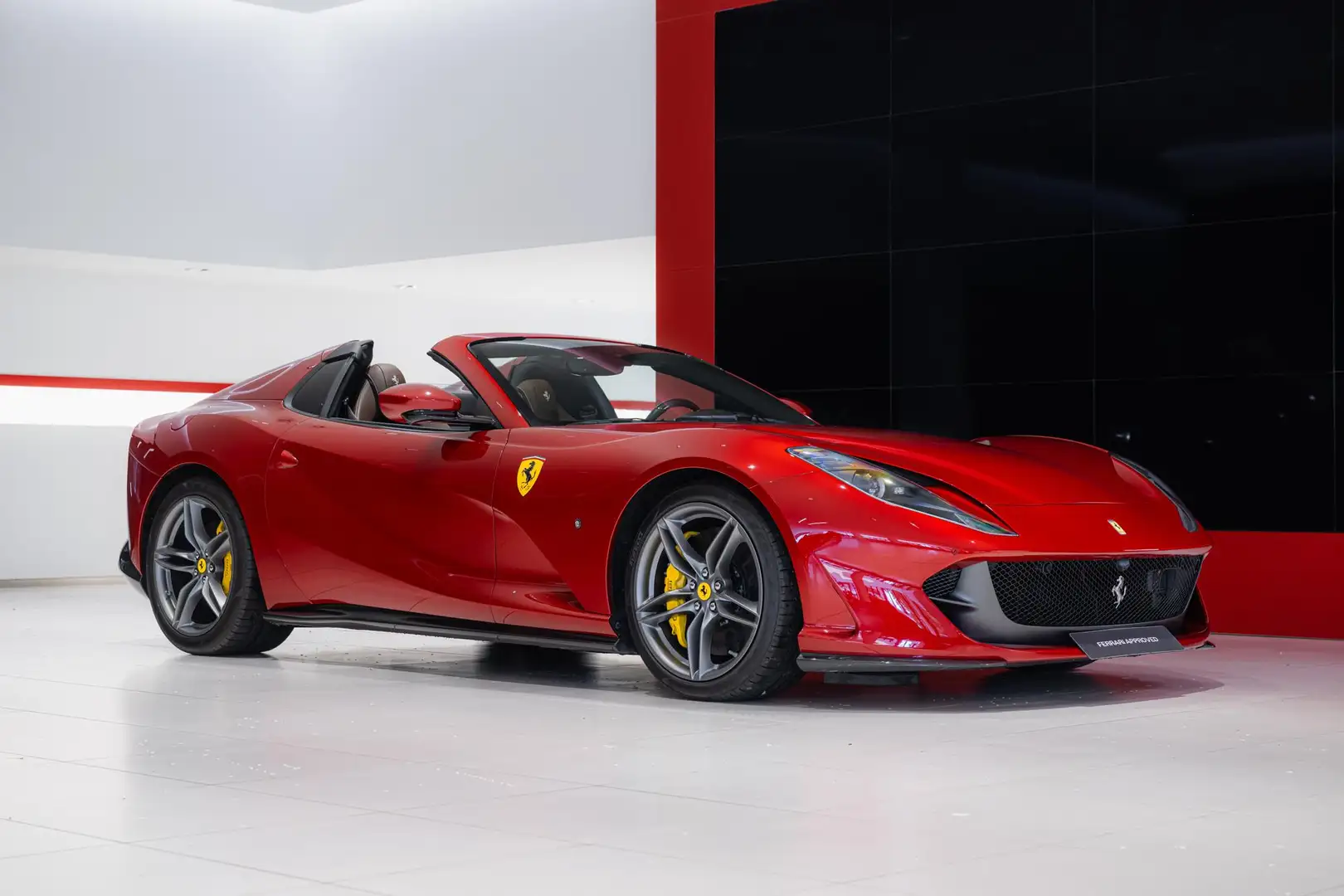 Ferrari 812 GTS - Kroymans Ferrari* Rood - 2
