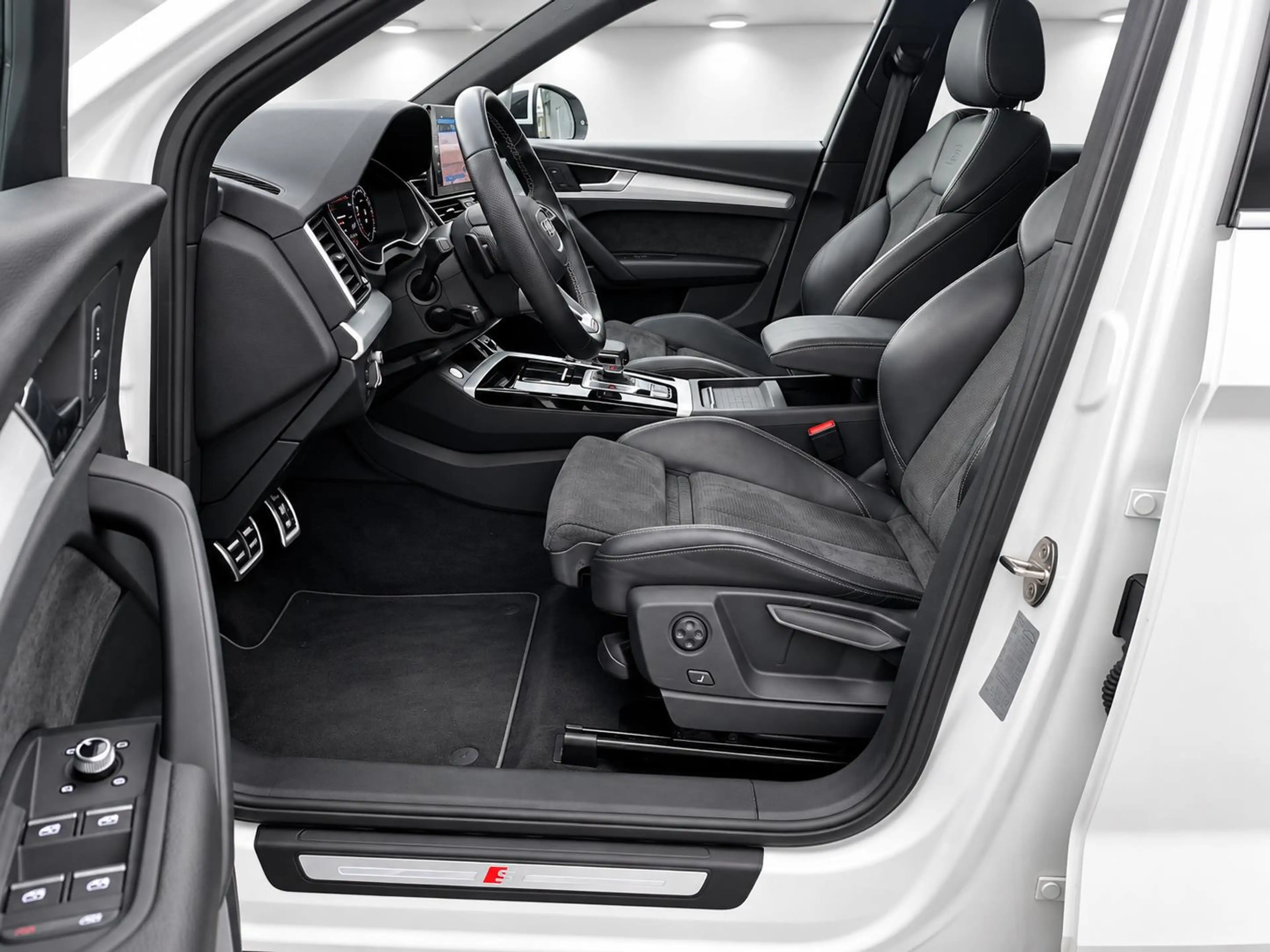 Audi Q5 Sportback 55 TFSI e S edition S Line Head Up Matri — photo 12
