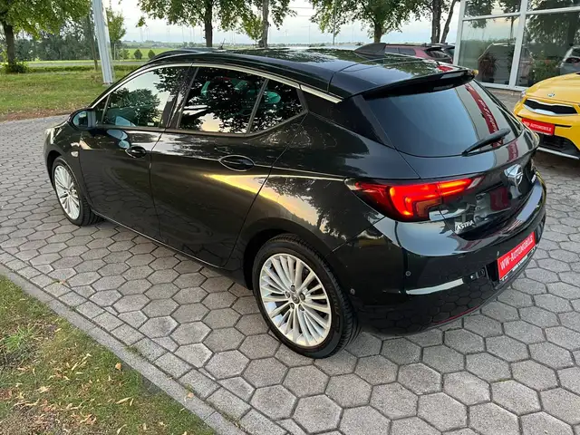 Opel Astra view 6