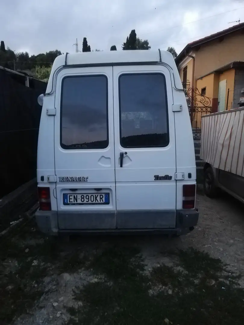 Renault Trafic - 2