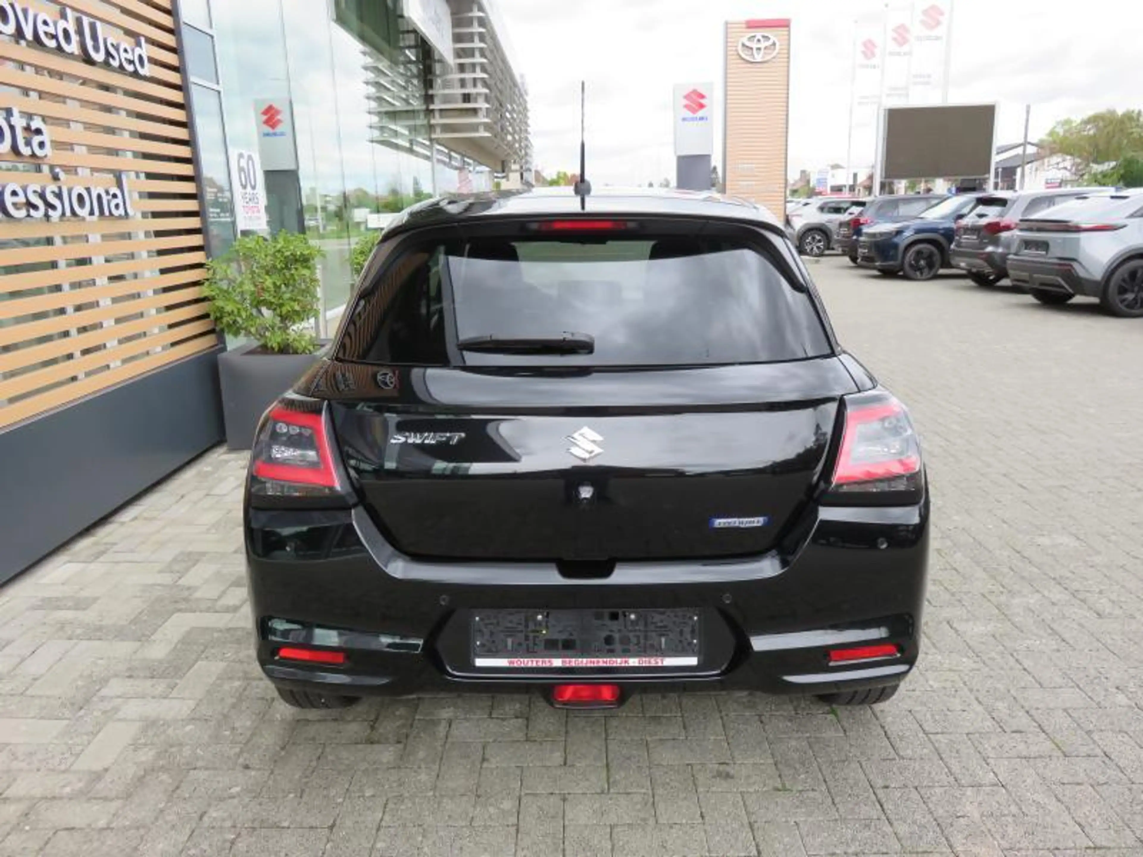 Suzuki Swift 1.2 HYBRIDE GL+ — photo 6