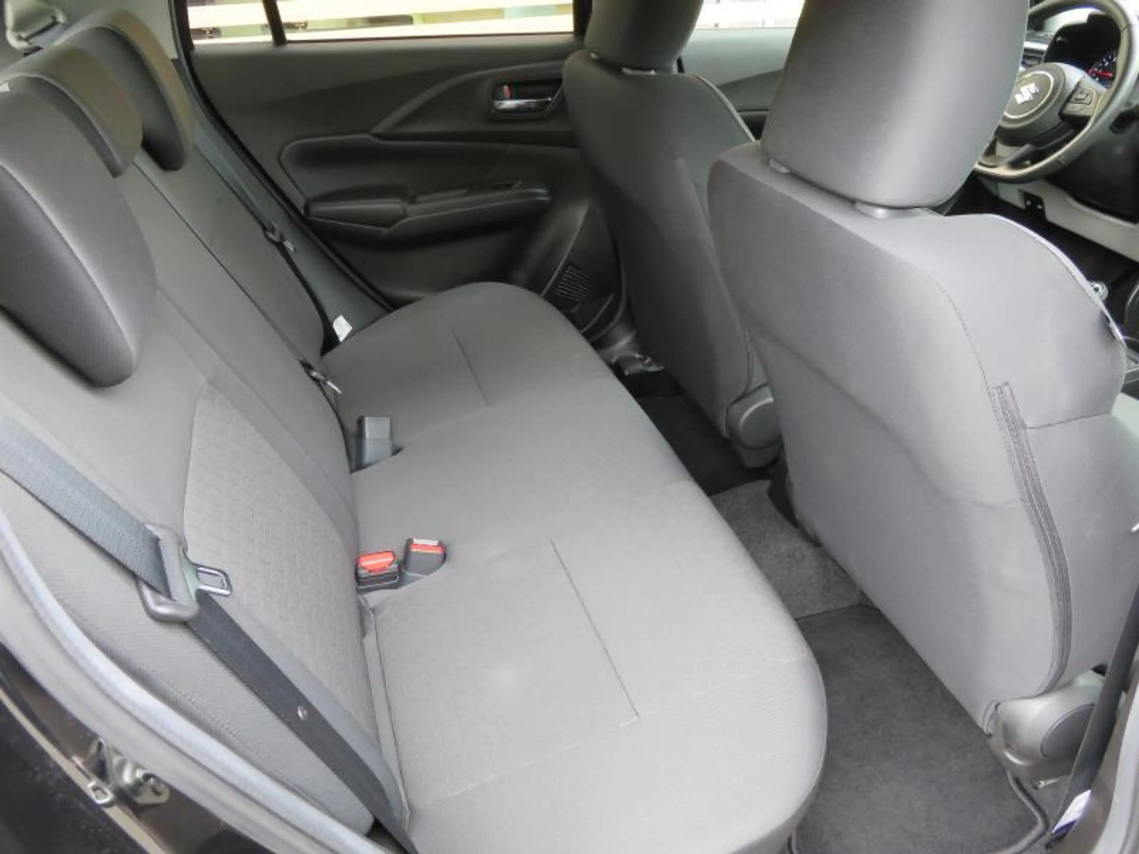 Suzuki Swift 1.2 HYBRIDE GL+ — photo 10