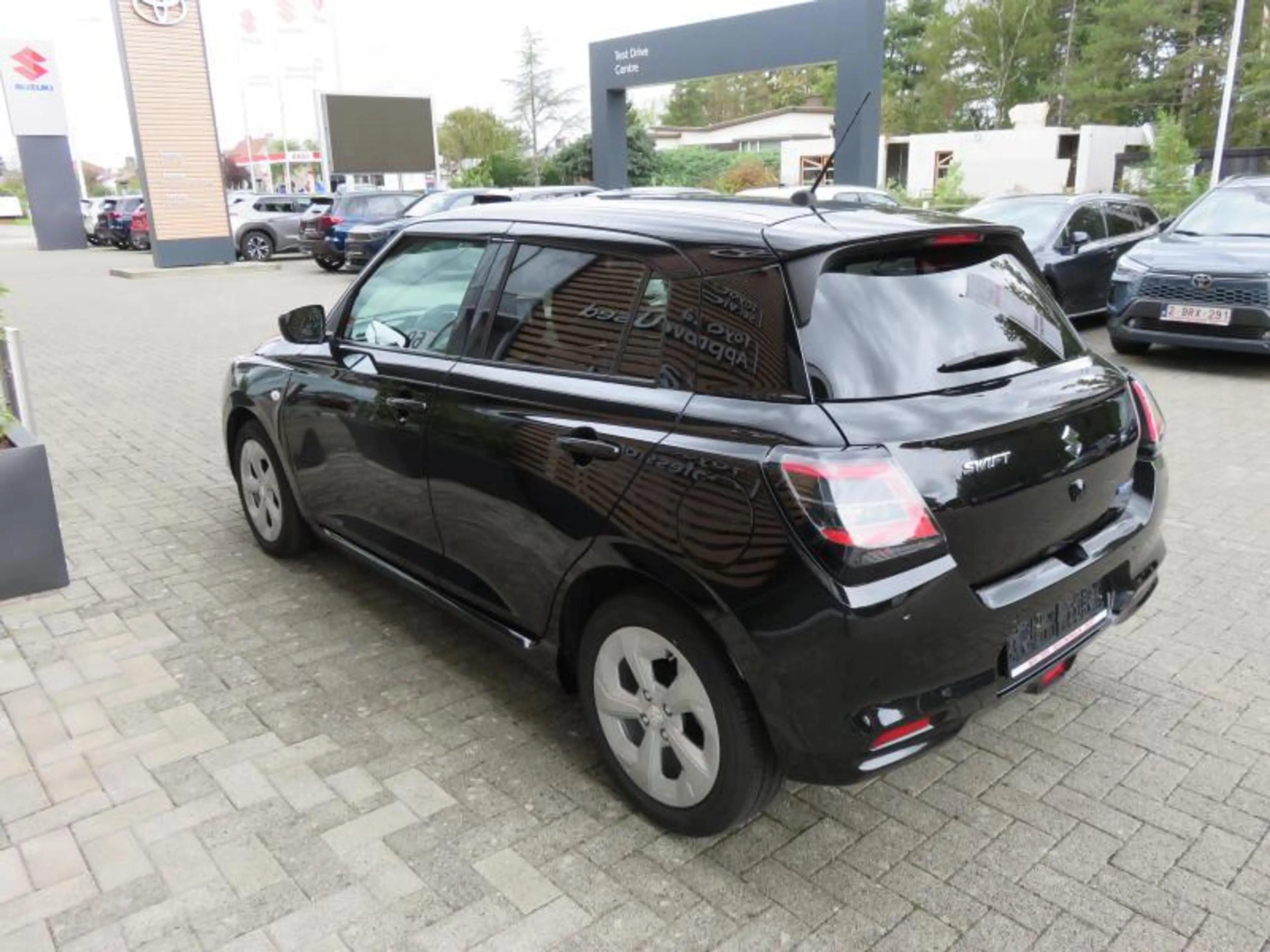 Suzuki Swift 1.2 HYBRIDE GL+ — photo 7
