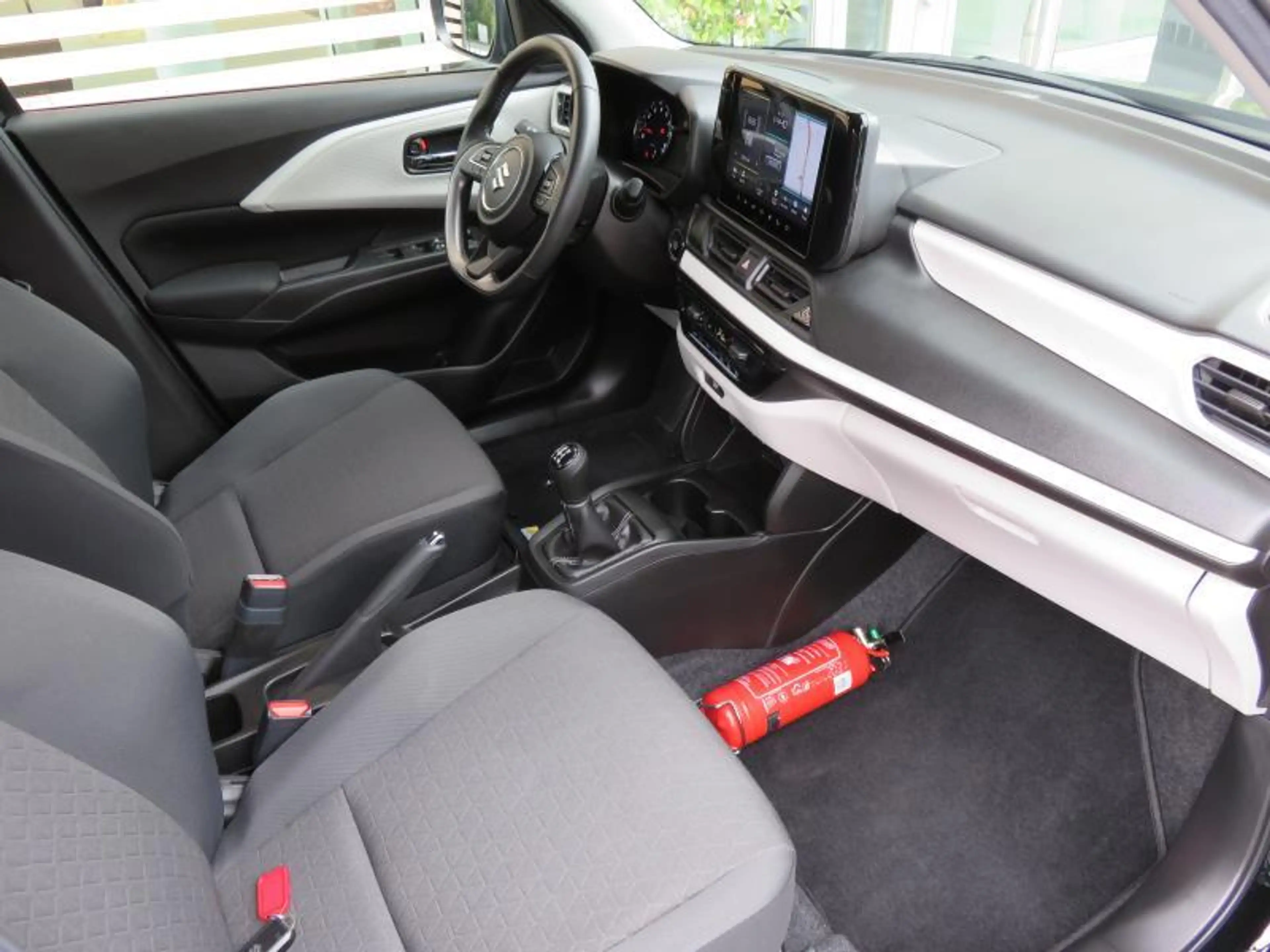 Suzuki Swift 1.2 HYBRIDE GL+ — photo 8