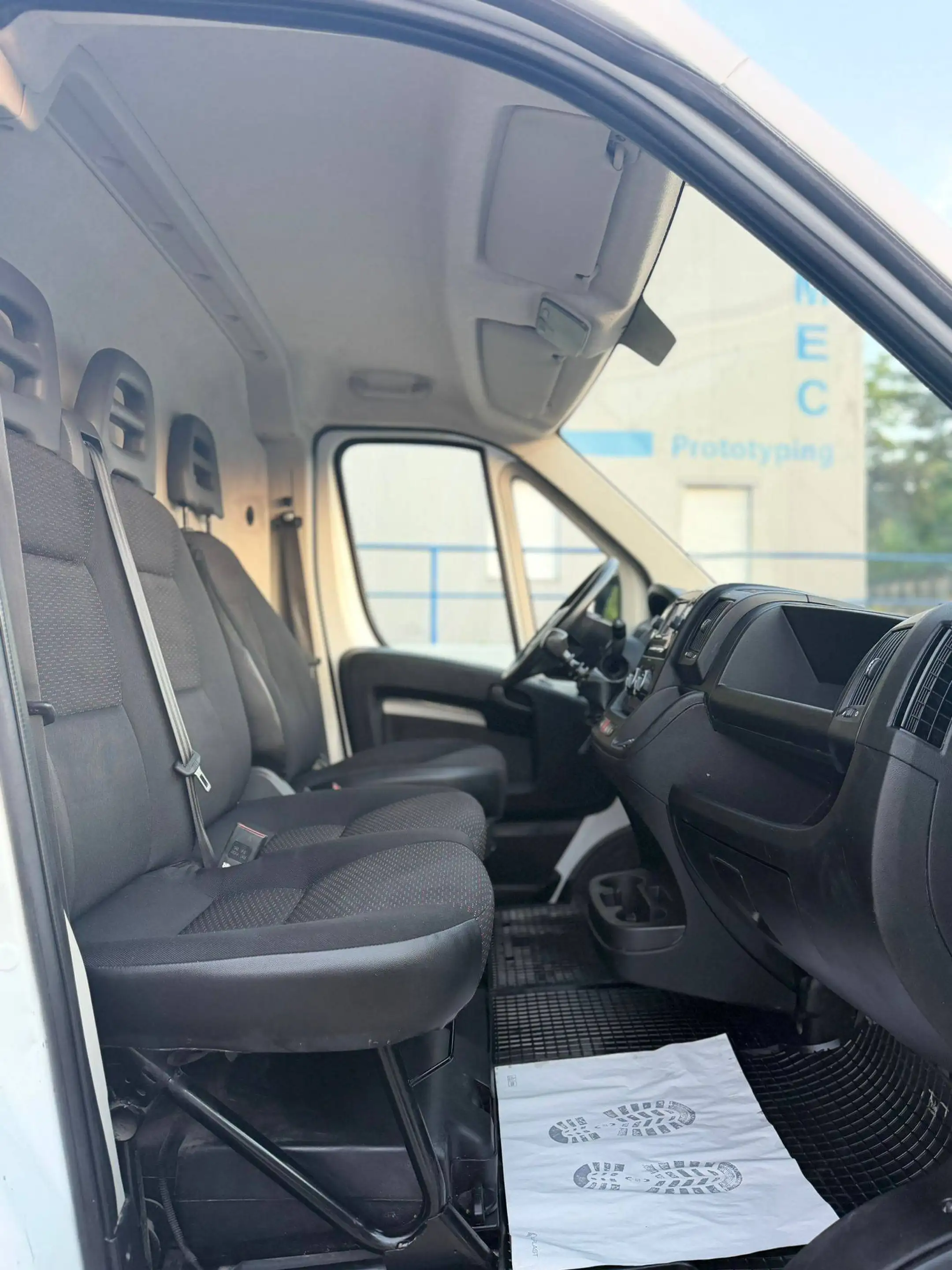 Citroen Jumper 35 L2H2 Control BlueHDi 140 Start — photo 14