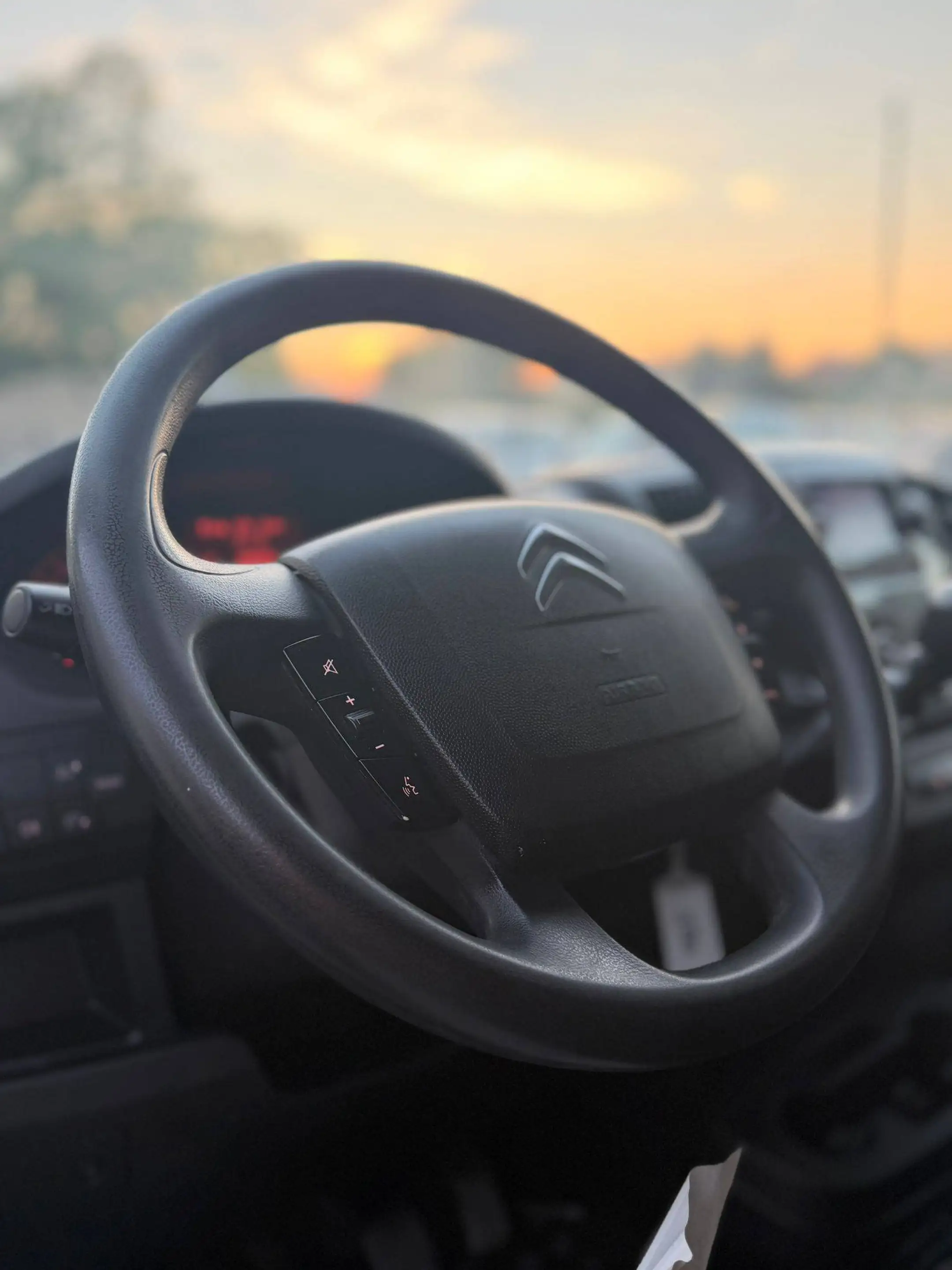 Citroen Jumper 35 L2H2 Control BlueHDi 140 Start — photo 8