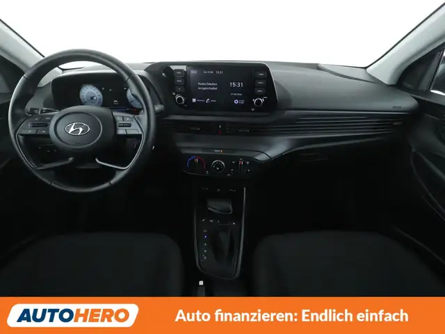 Hyundai i20 view 12