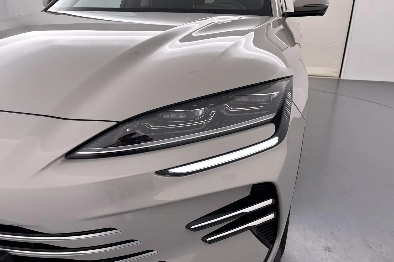 BYD Seal U 1.5 T DM-i AWD Design Krachtige plug-in hybride SU, миниатюра 16