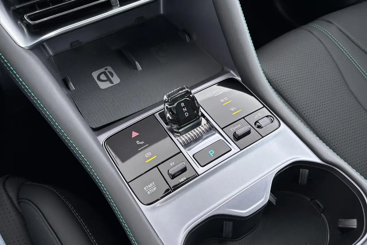 BYD Seal U 1.5 T DM-i AWD Design Krachtige plug-in hybride SU, миниатюра 17