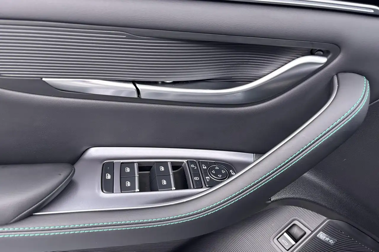 BYD Seal U 1.5 T DM-i AWD Design Krachtige plug-in hybride SU, миниатюра 25