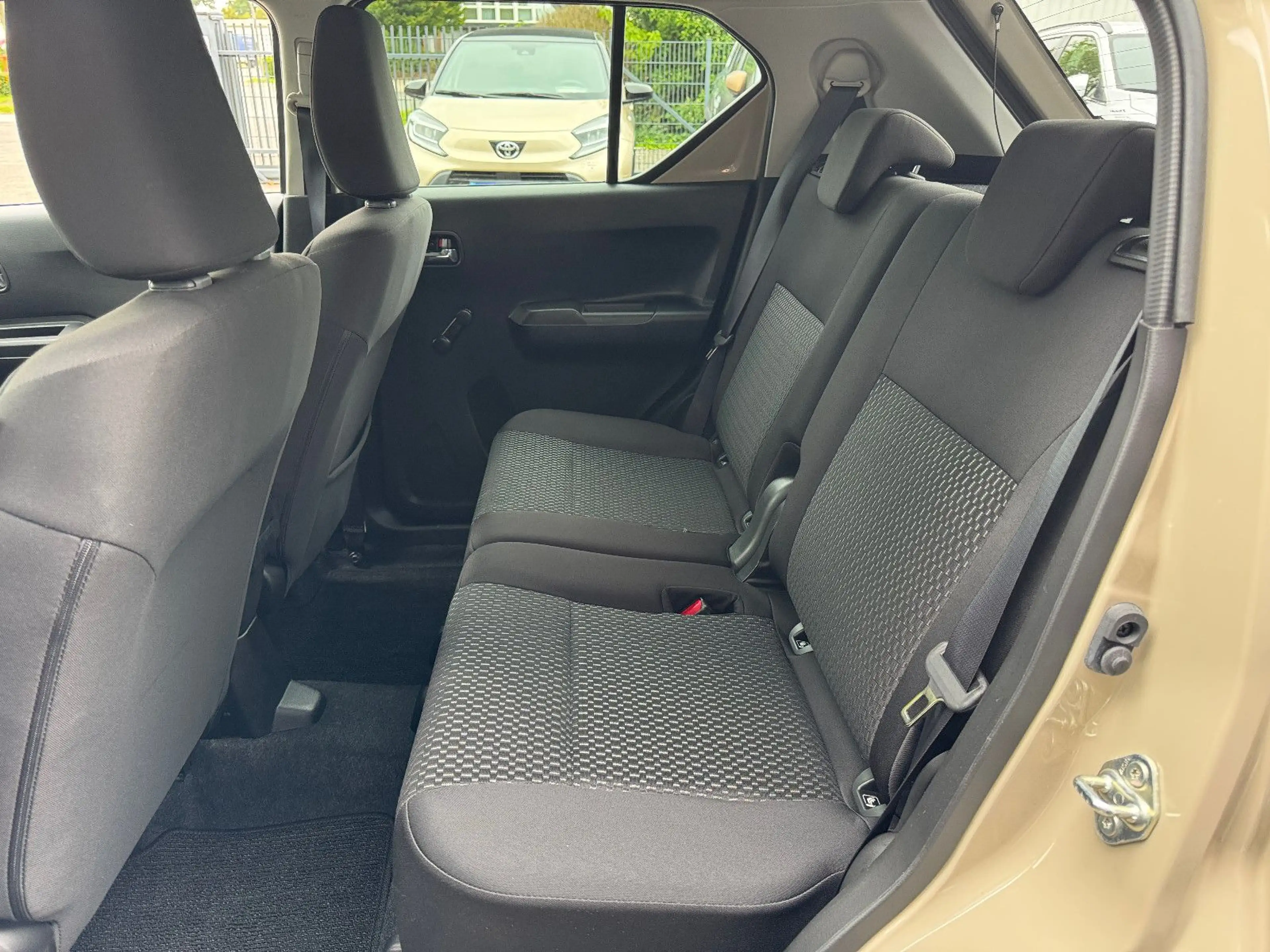 Suzuki Ignis Comfort AUTOM. NAVI+CAM KLIMA ALLWETTER — photo 14