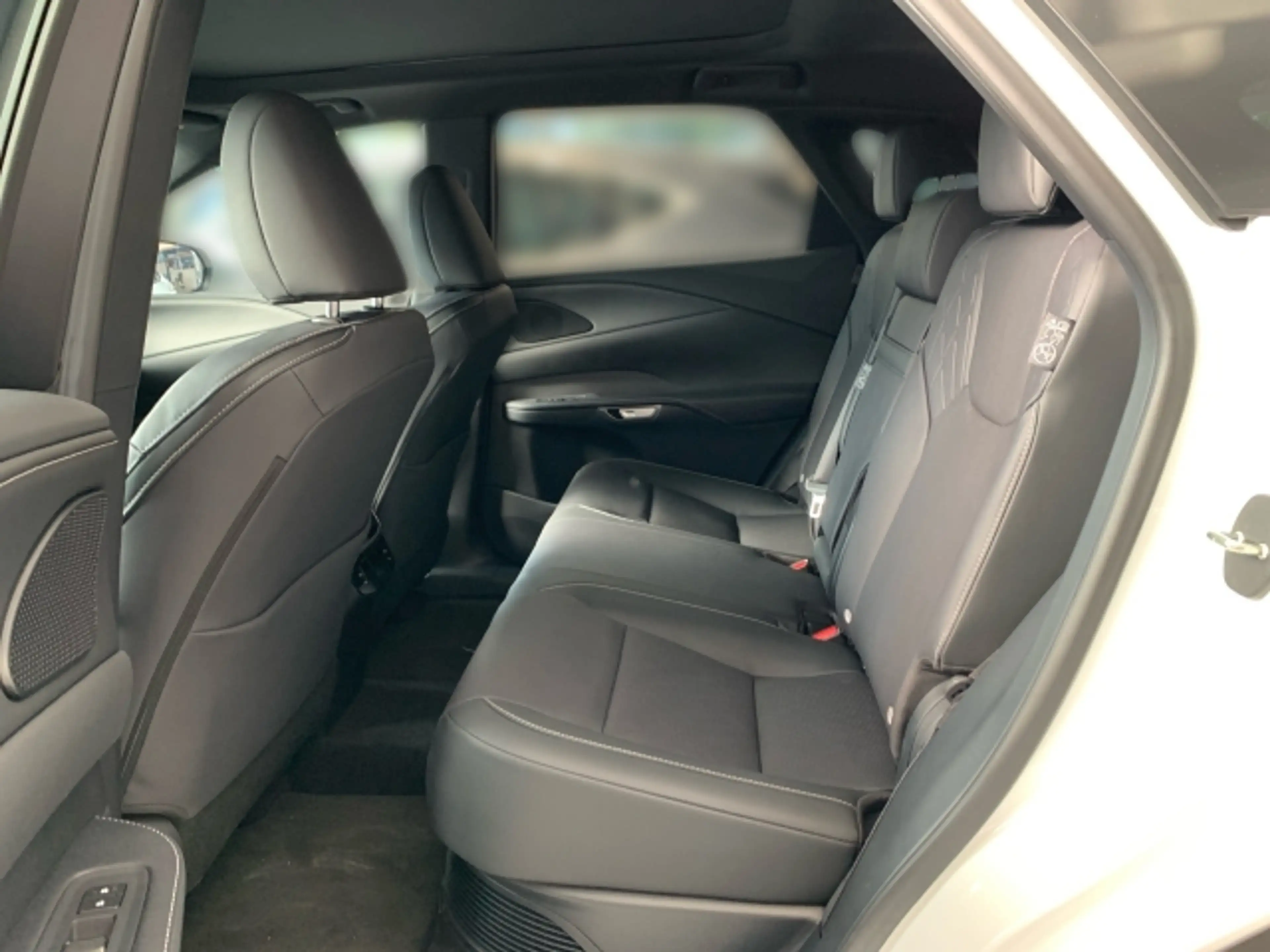 Lexus RX 450h RX SUV F Sport Design 450h+ stufenlose Automatik — photo 8