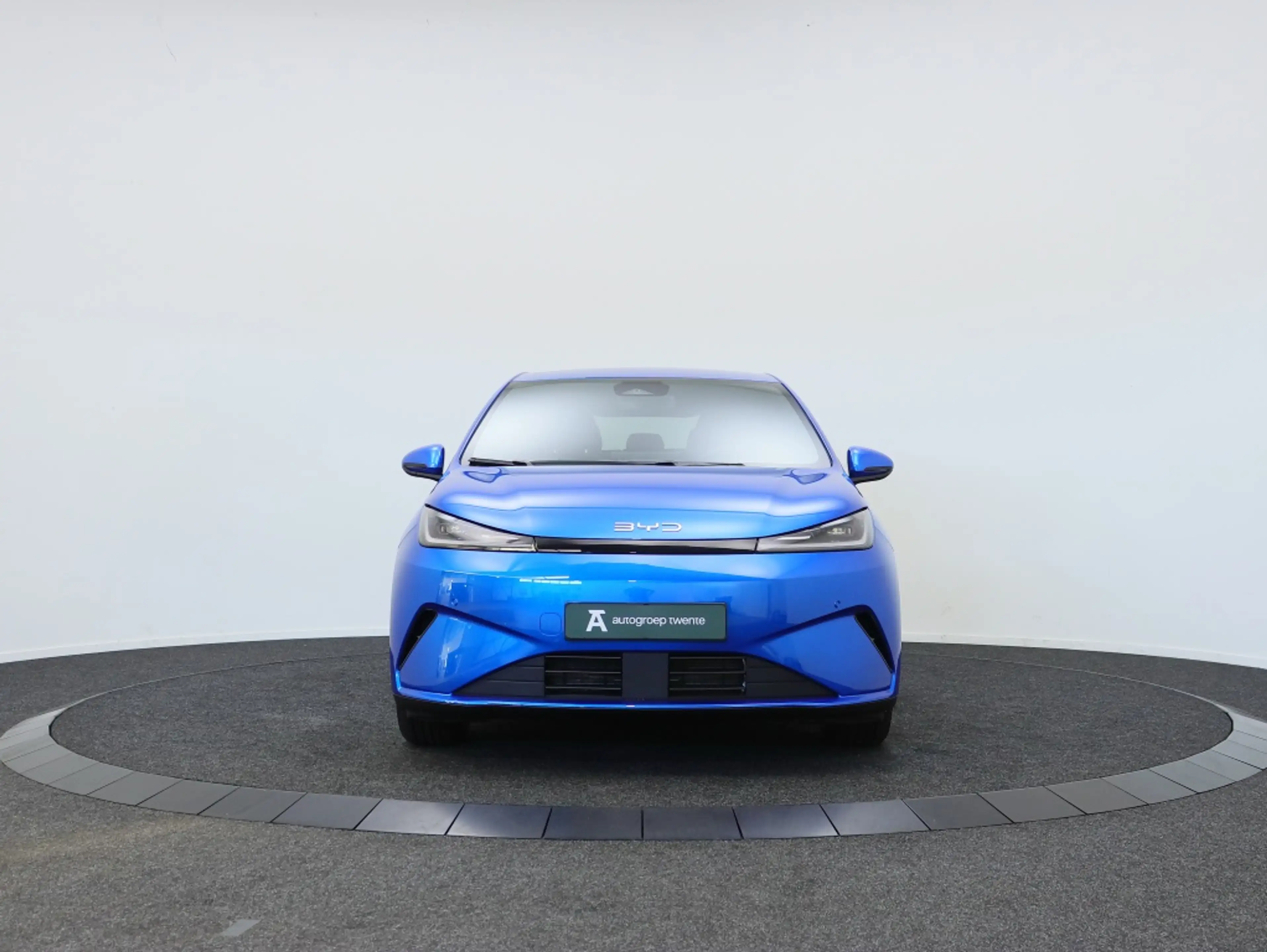 BYD Dolphin G 1.5L DM-i Boost | BYD Dealer | Plug-in | Private L — photo 13