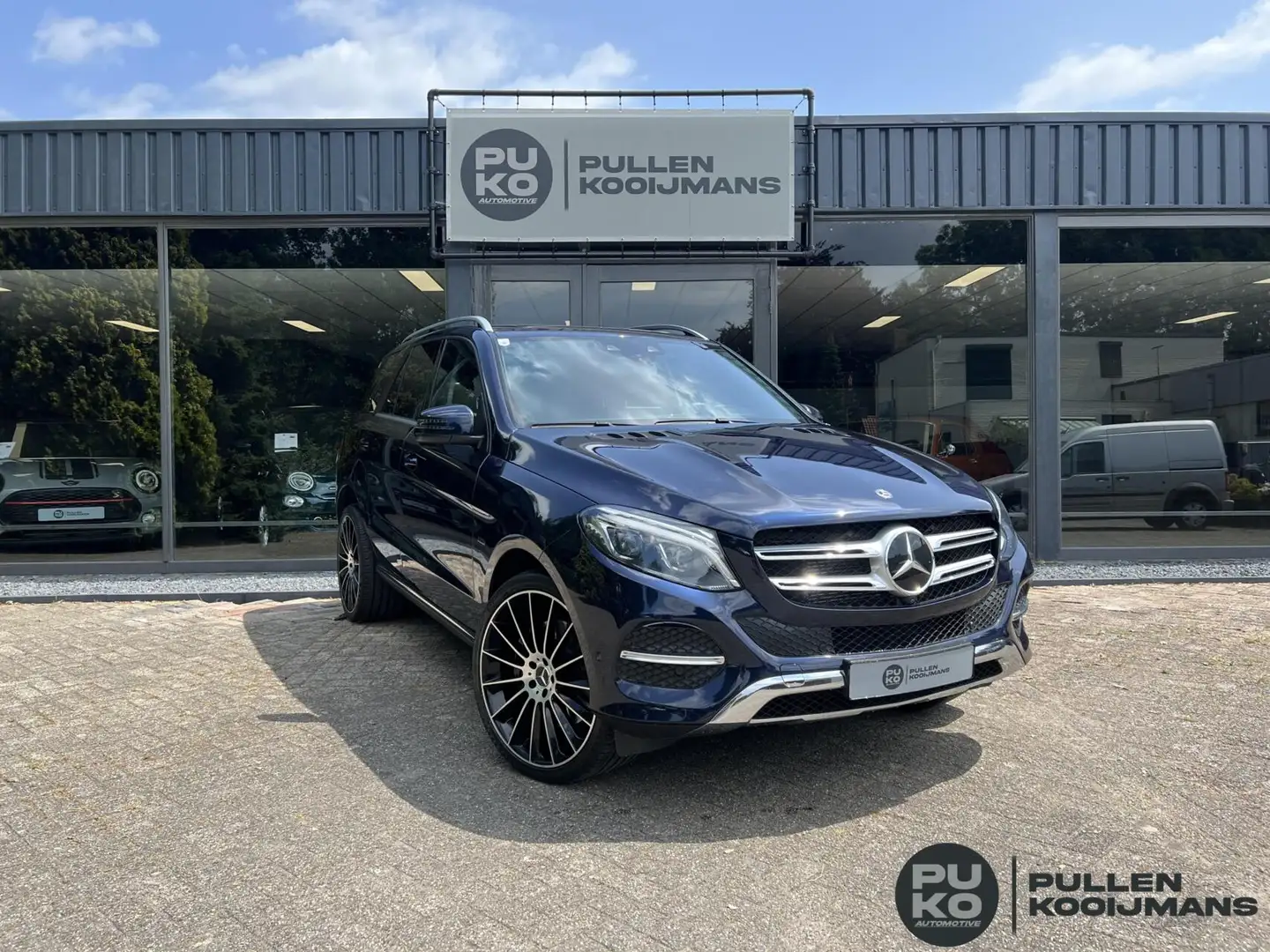 Mercedes-Benz GLE 500 e 4MATIC Blau - 1