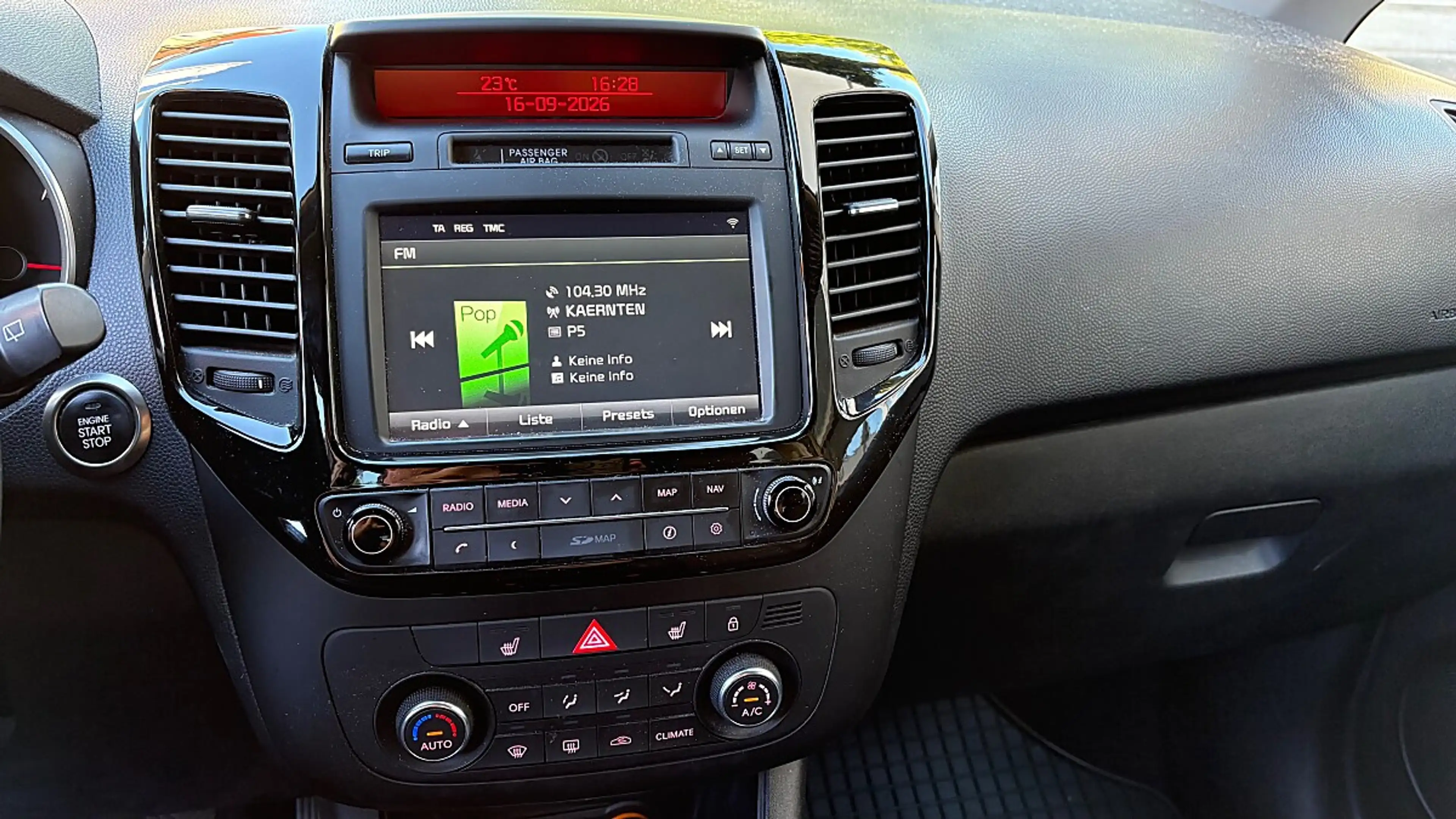 Kia Venga 1,4 CRDi ISG Gold — photo 9