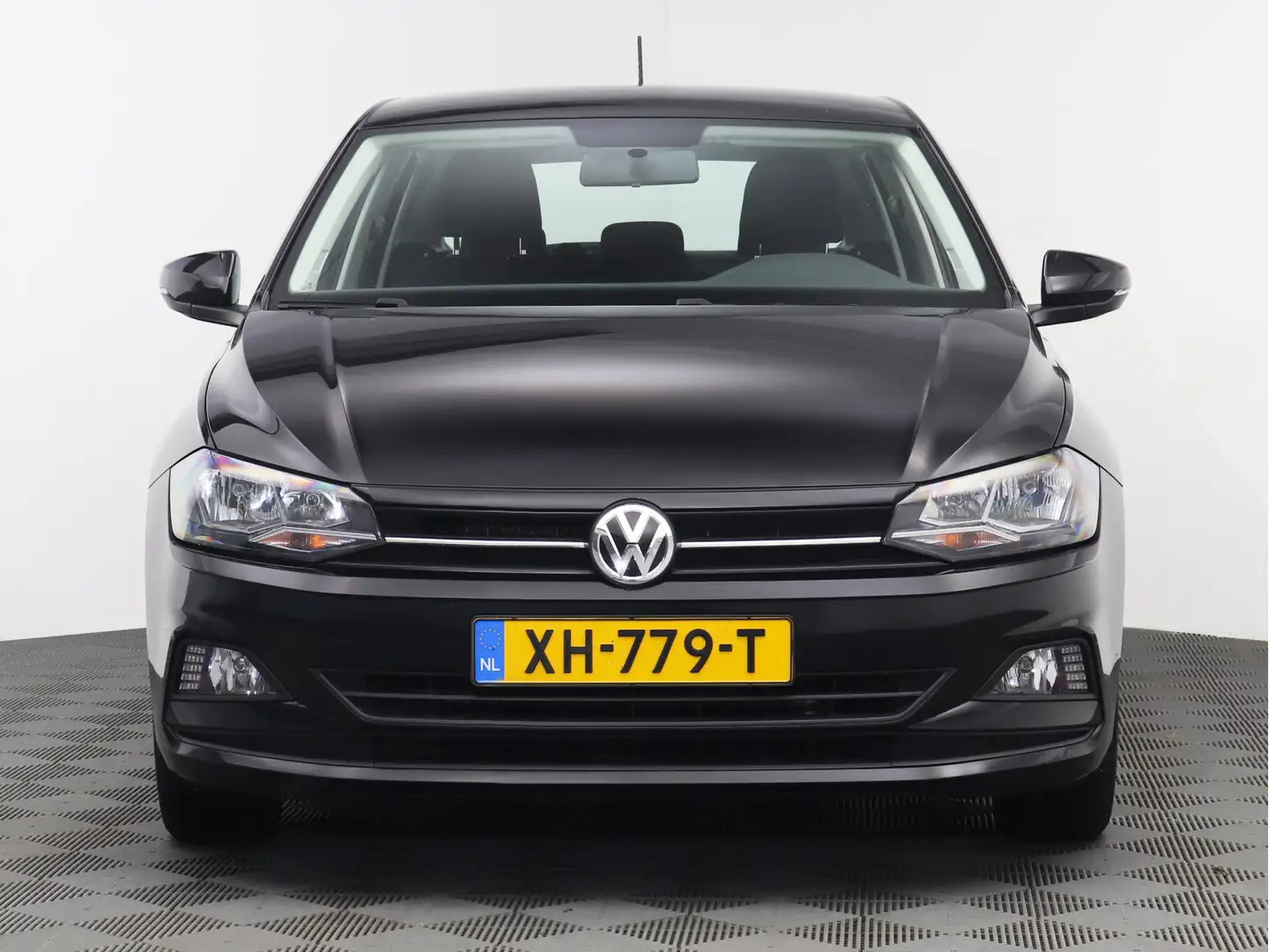 Volkswagen Polo 1.0 TSI Comfortline | Carplay | Navi | AdaptiveCru Zwart - 2