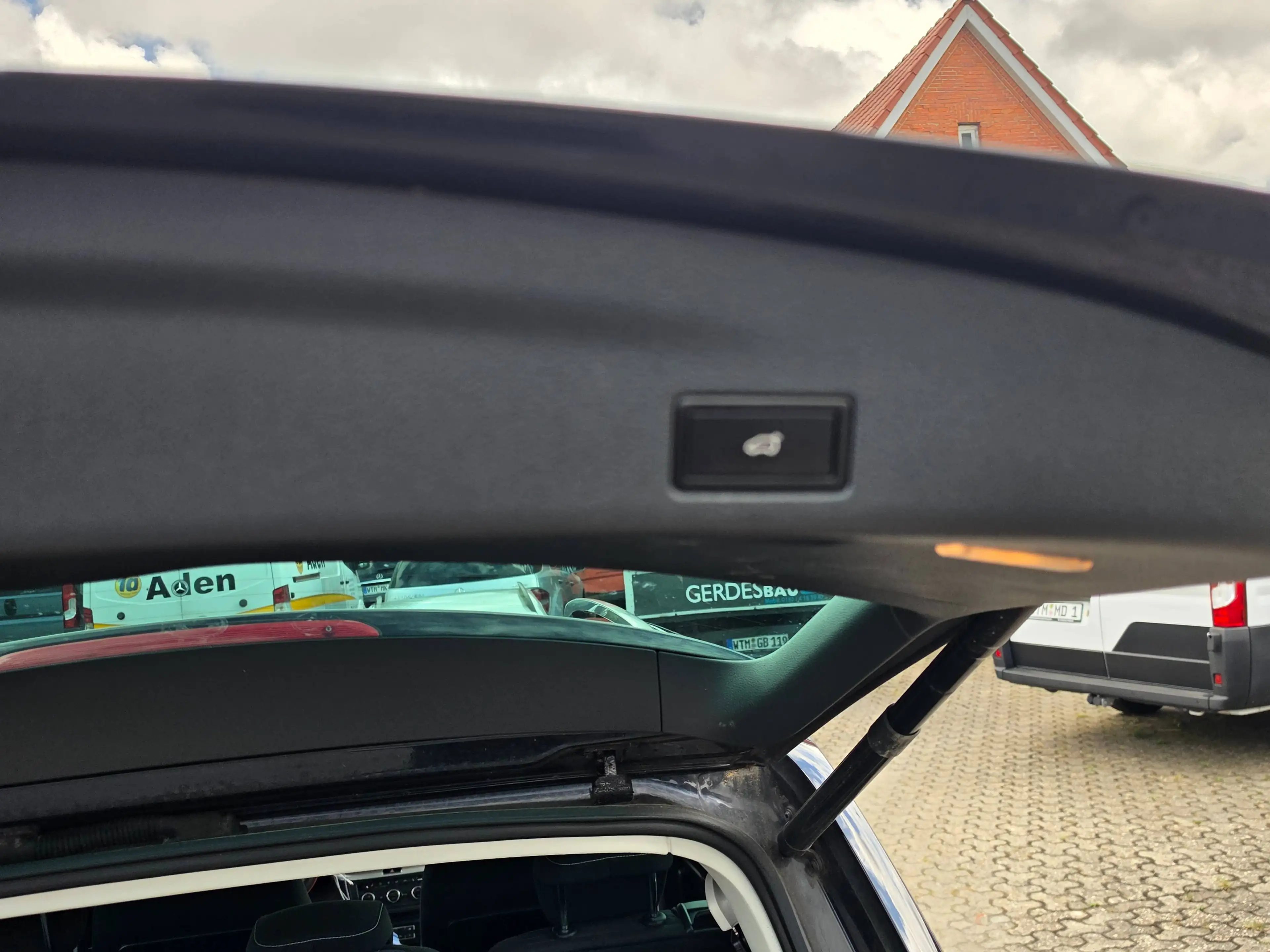 Volkswagen Sharan Cup BMT — photo 8