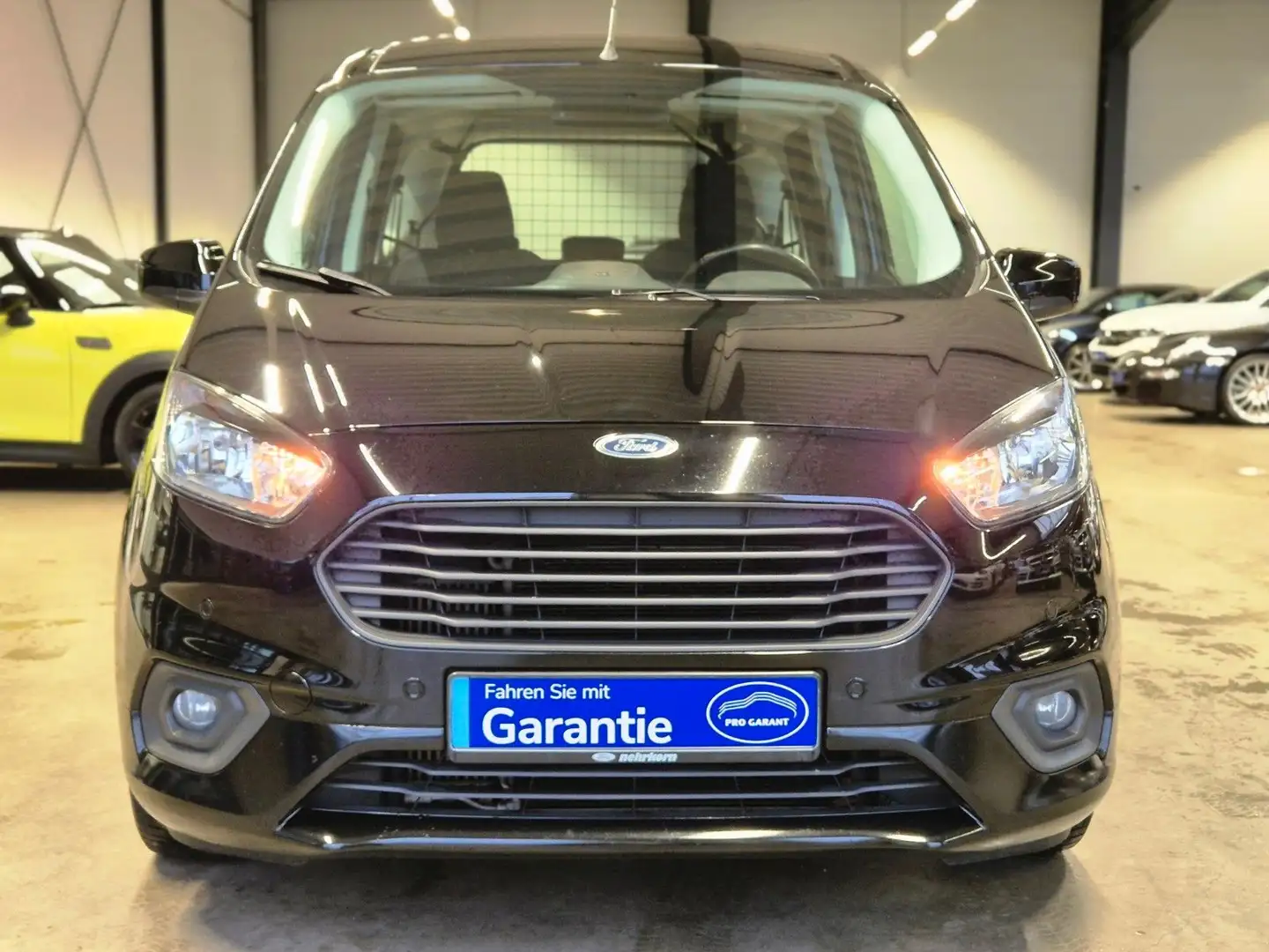 Ford Tourneo Courier TOURNEO COURIER NAVI CARPLAY PDC TEMPOMAT AHK Schwarz - 2