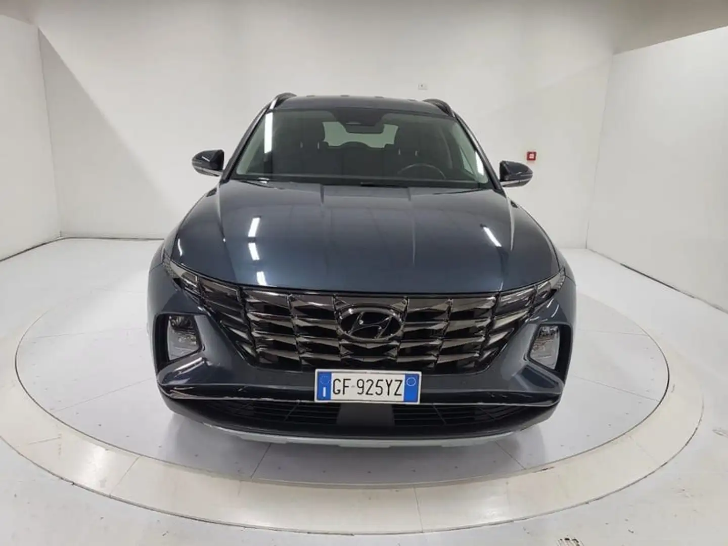 Hyundai TUCSON 1.6 CRDI Exellence - 2
