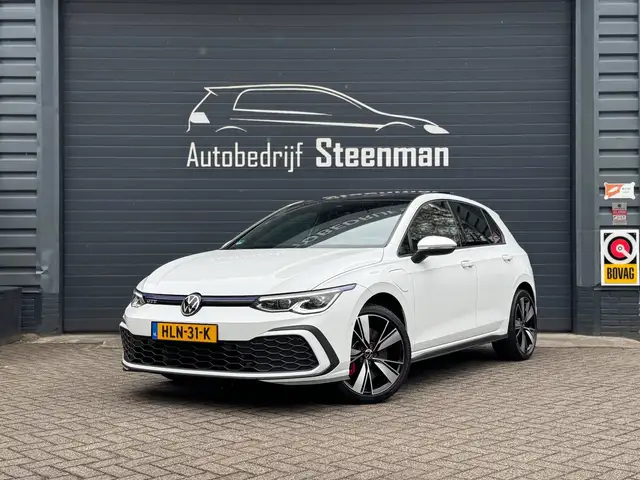 Volkswagen Golf GTE 1.4 TSI | IQ Lights | Pano | HUD | Carplay