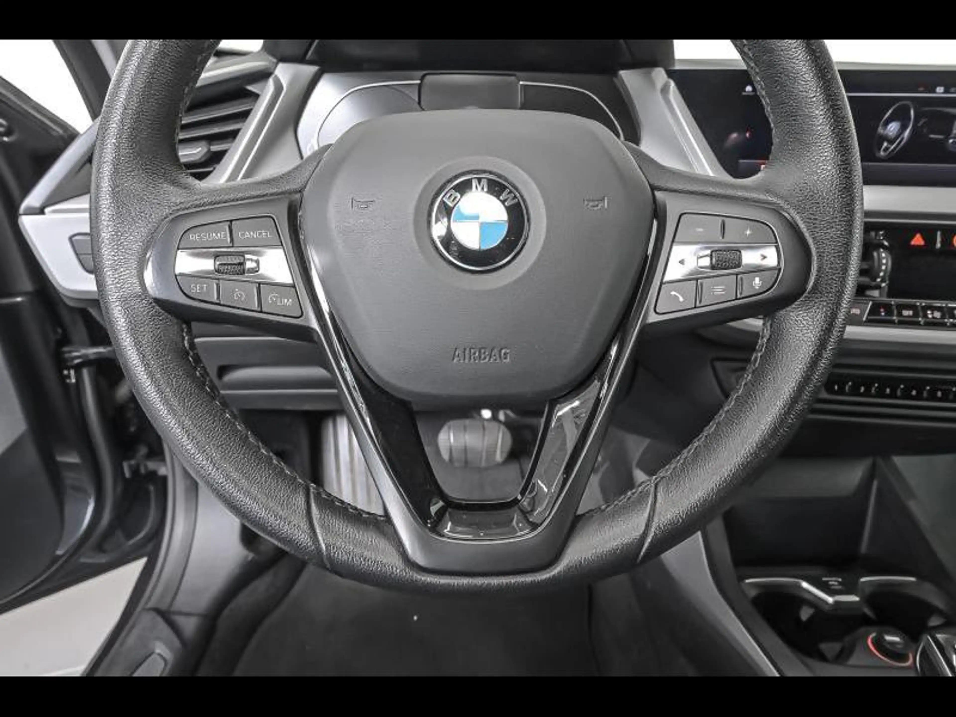 BMW 118 i — photo 8