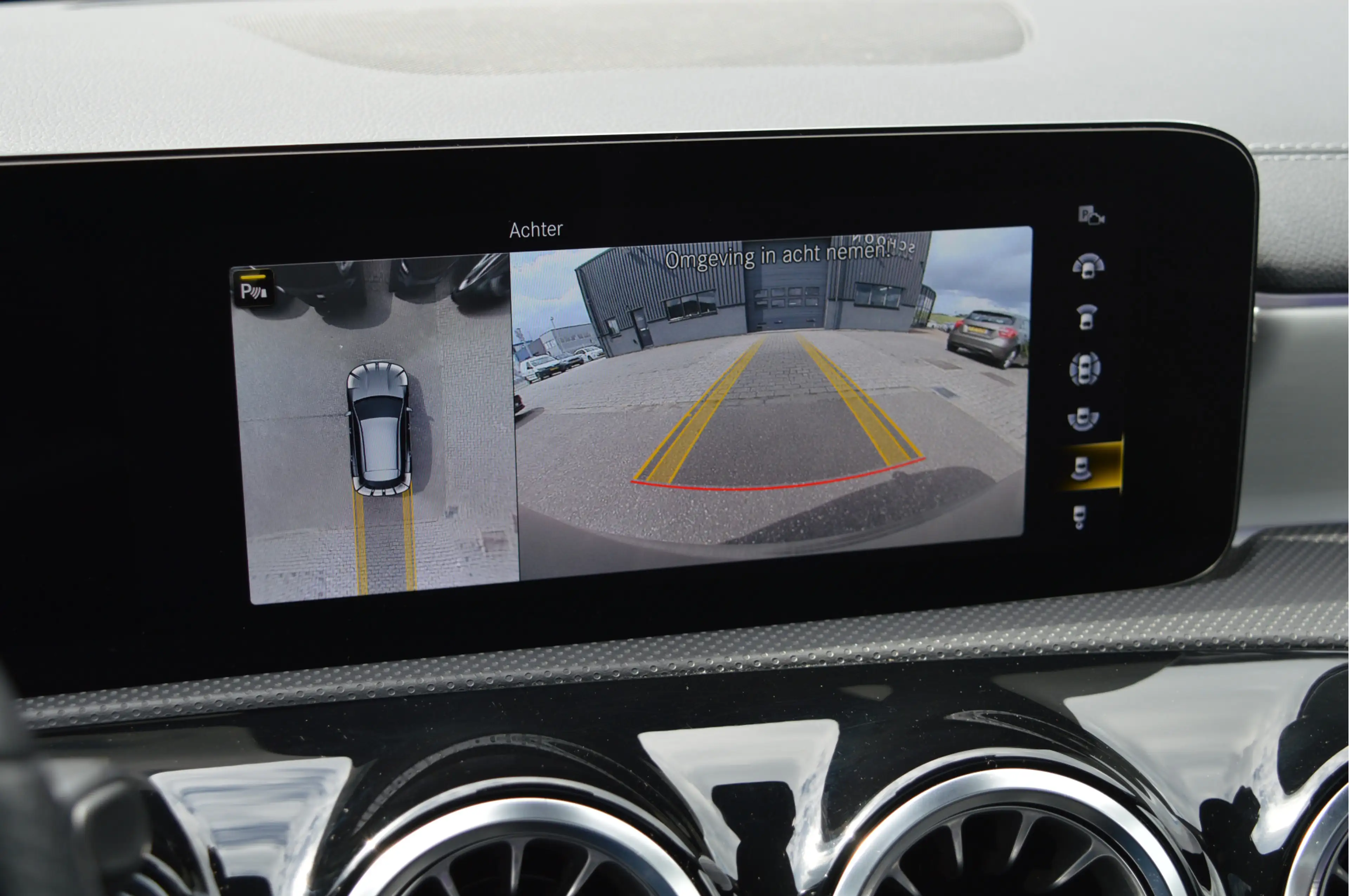 Mercedes-Benz CLA 200 Shooting Brake AMG Line | PANO | ACC | 360 CAM | H — photo 15
