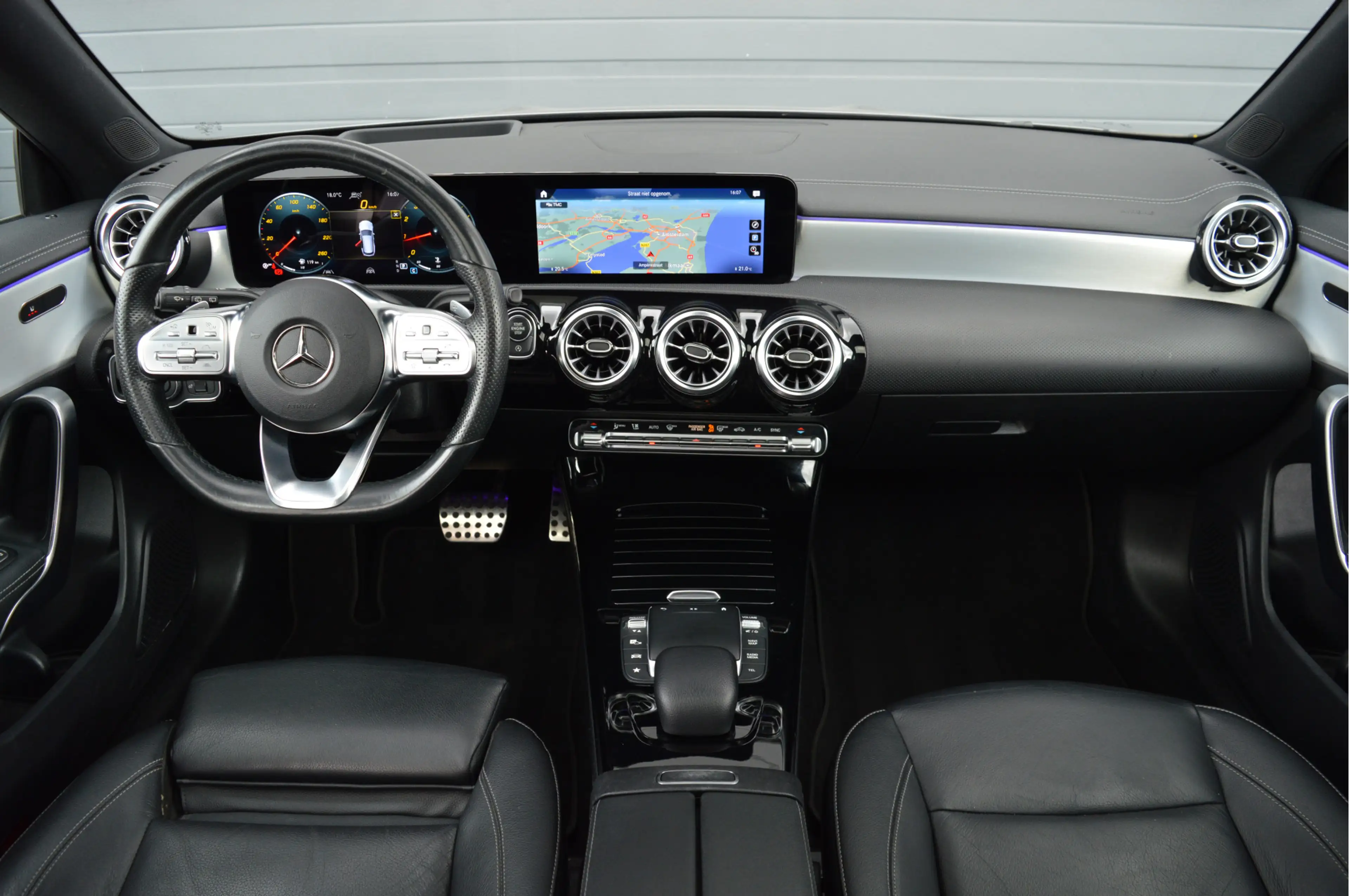Mercedes-Benz CLA 200 Shooting Brake AMG Line | PANO | ACC | 360 CAM | H — photo 7