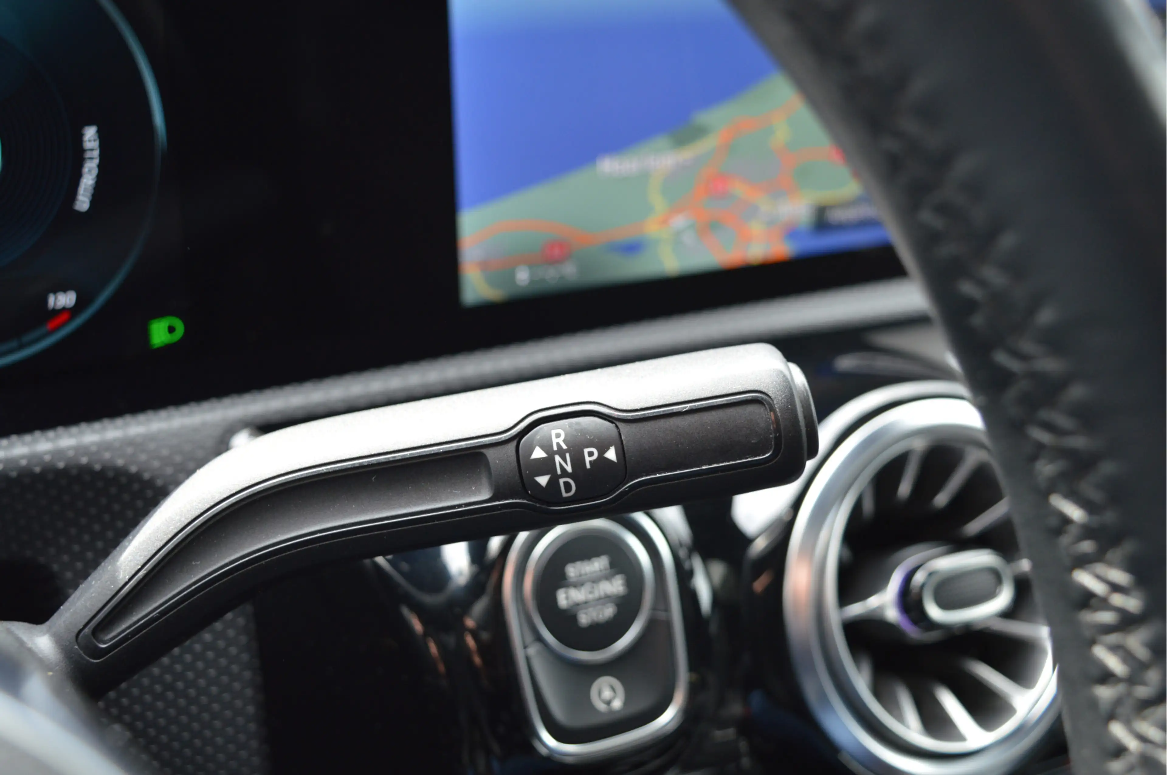 Mercedes-Benz CLA 200 Shooting Brake AMG Line | PANO | ACC | 360 CAM | H — photo 19