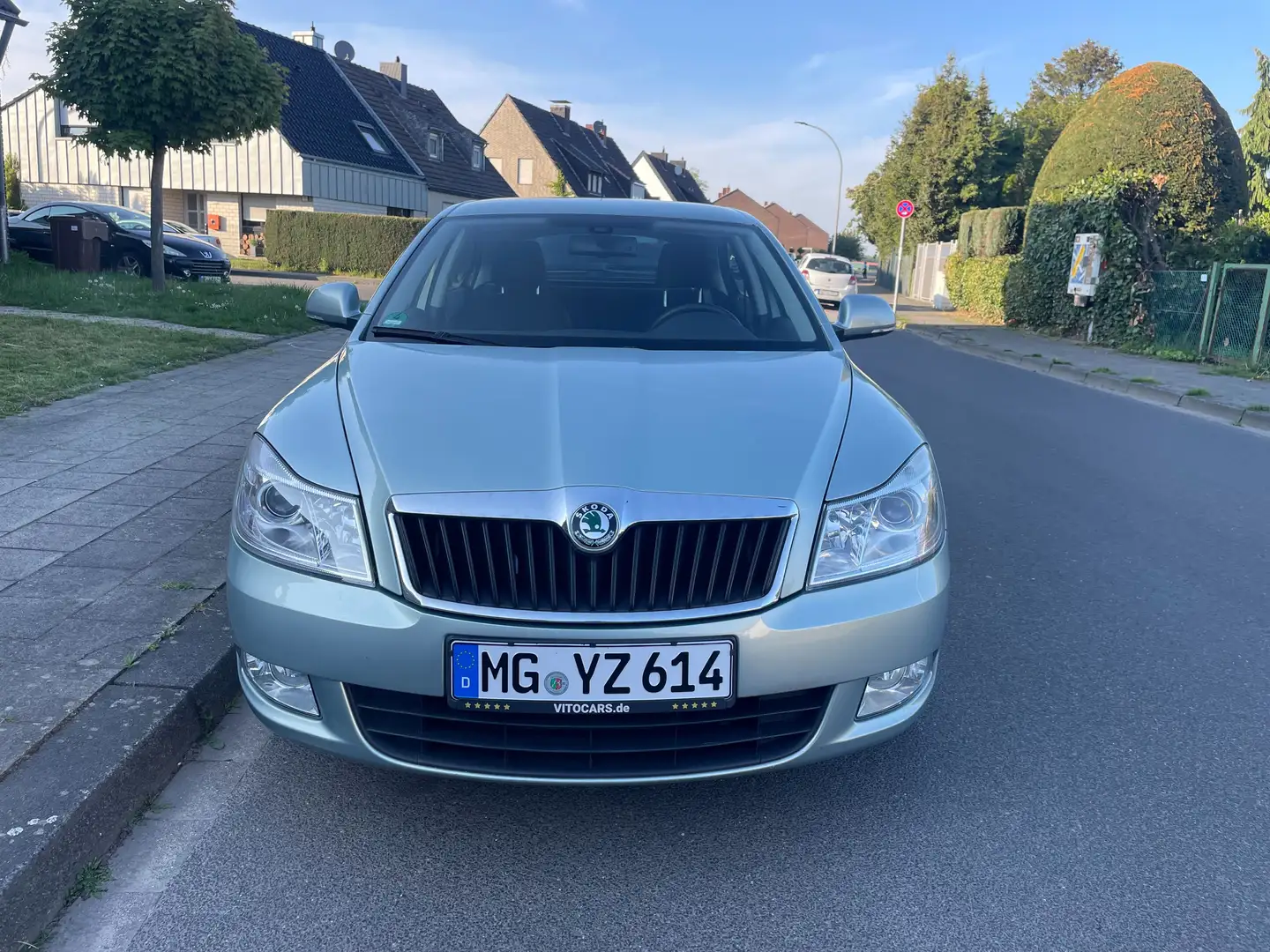 Skoda Octavia 2.Hand | Klima | Scheckheftgepflegt | Tüv 2/27 Blau - 2