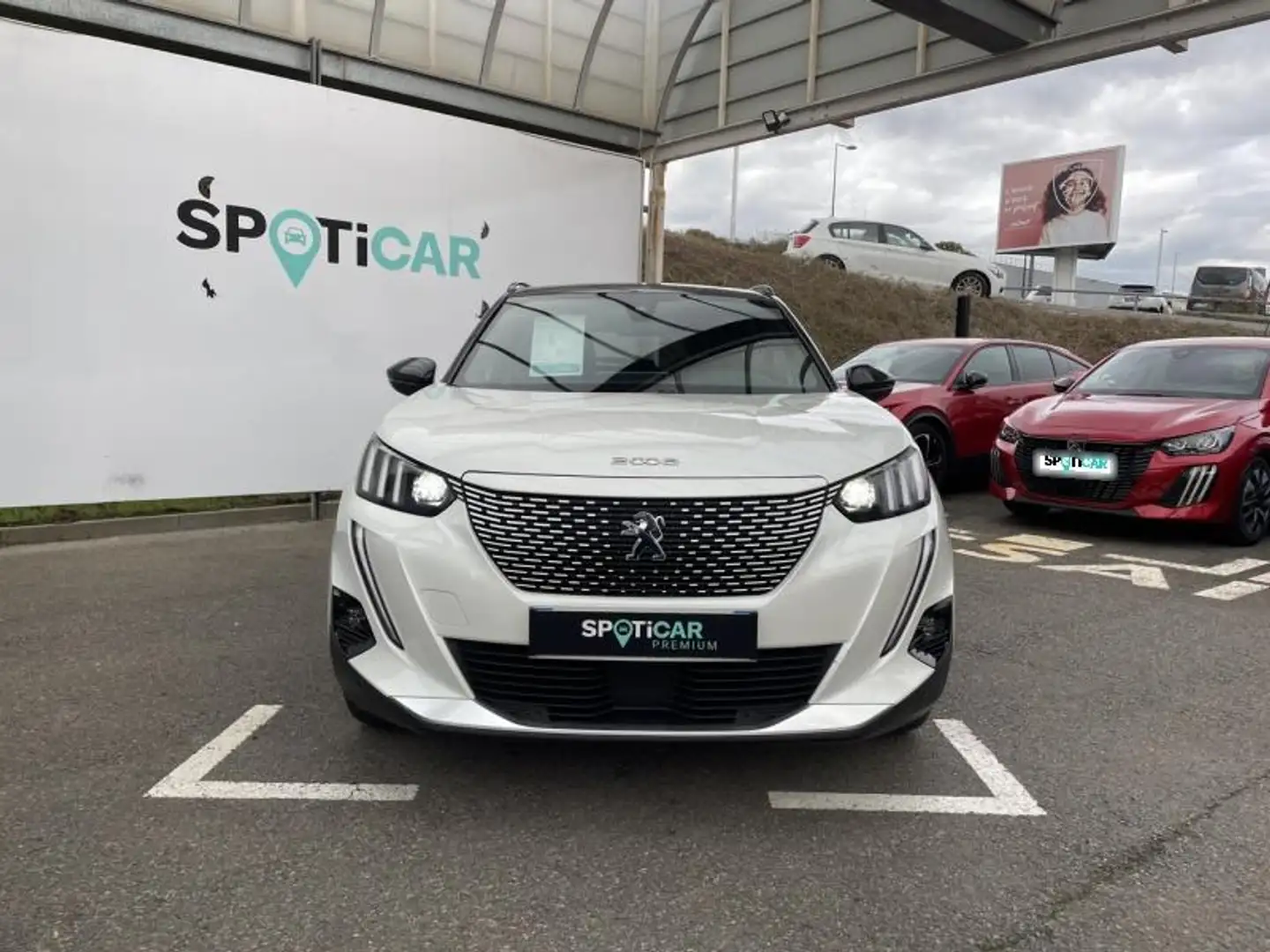 Peugeot e-2008 e-2008 136ch GT Line Blanc - 2